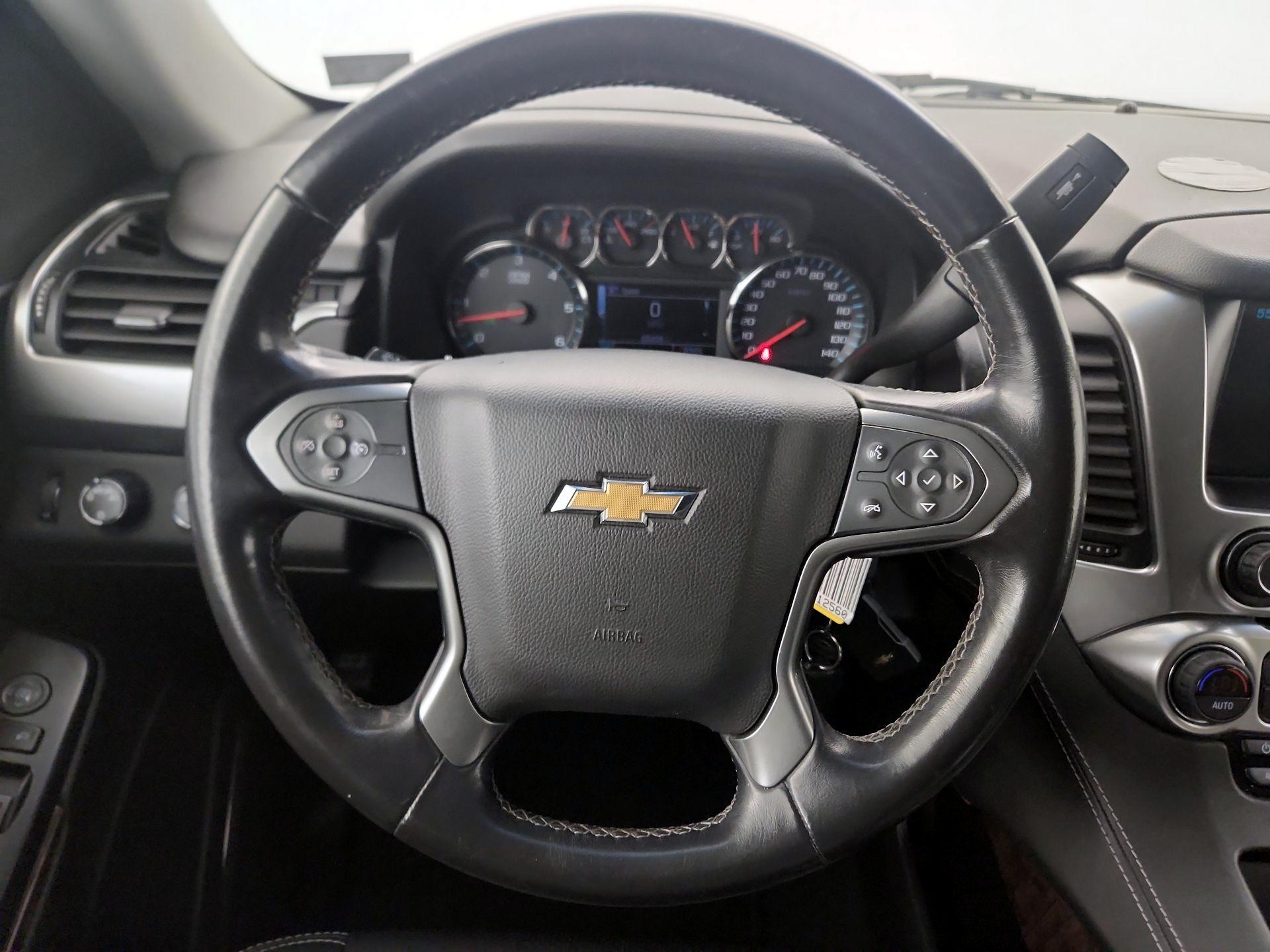 Thumbnail: 2019 Chevrolet Suburban - 10