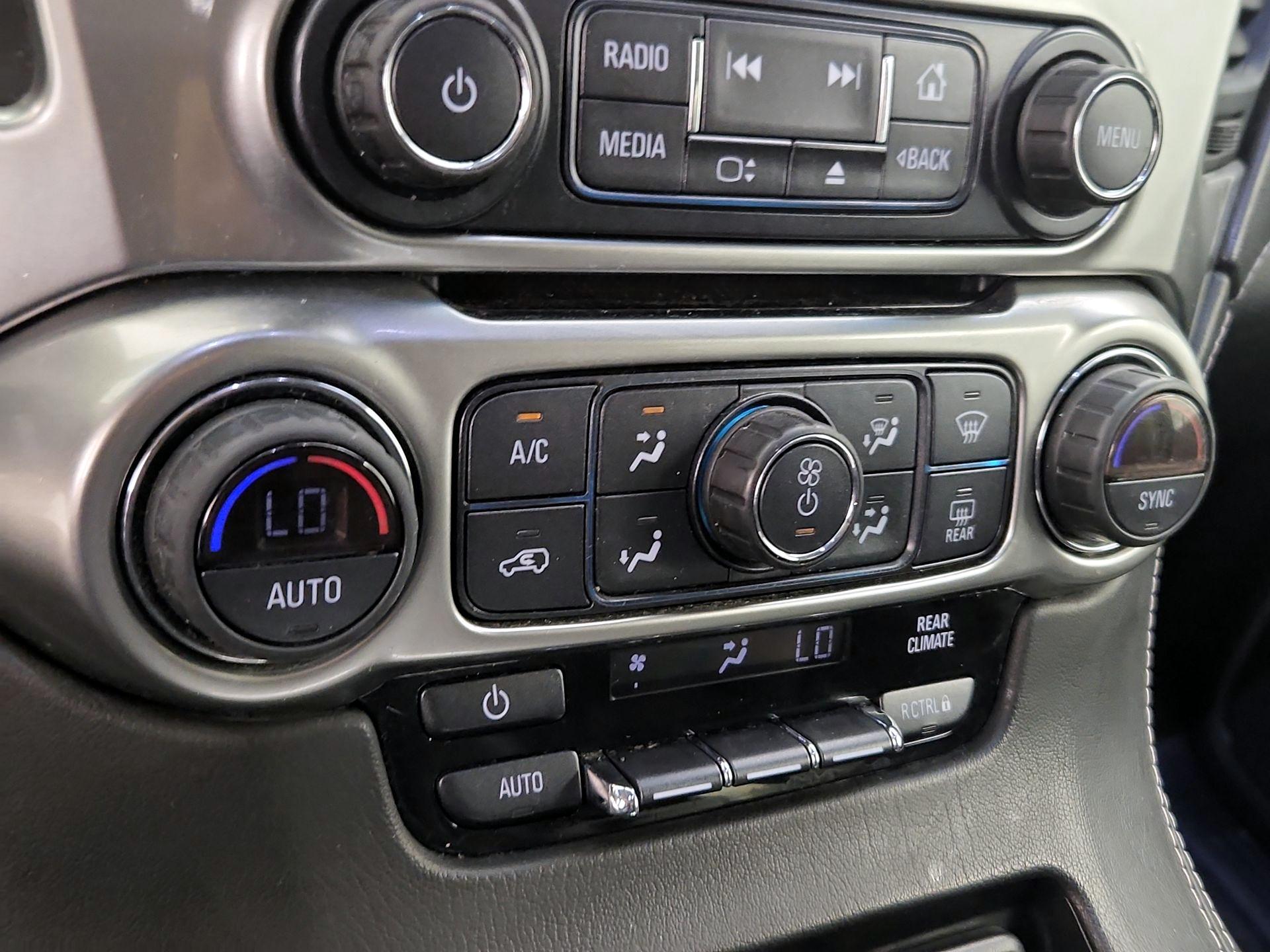 Thumbnail: 2019 Chevrolet Suburban - 16