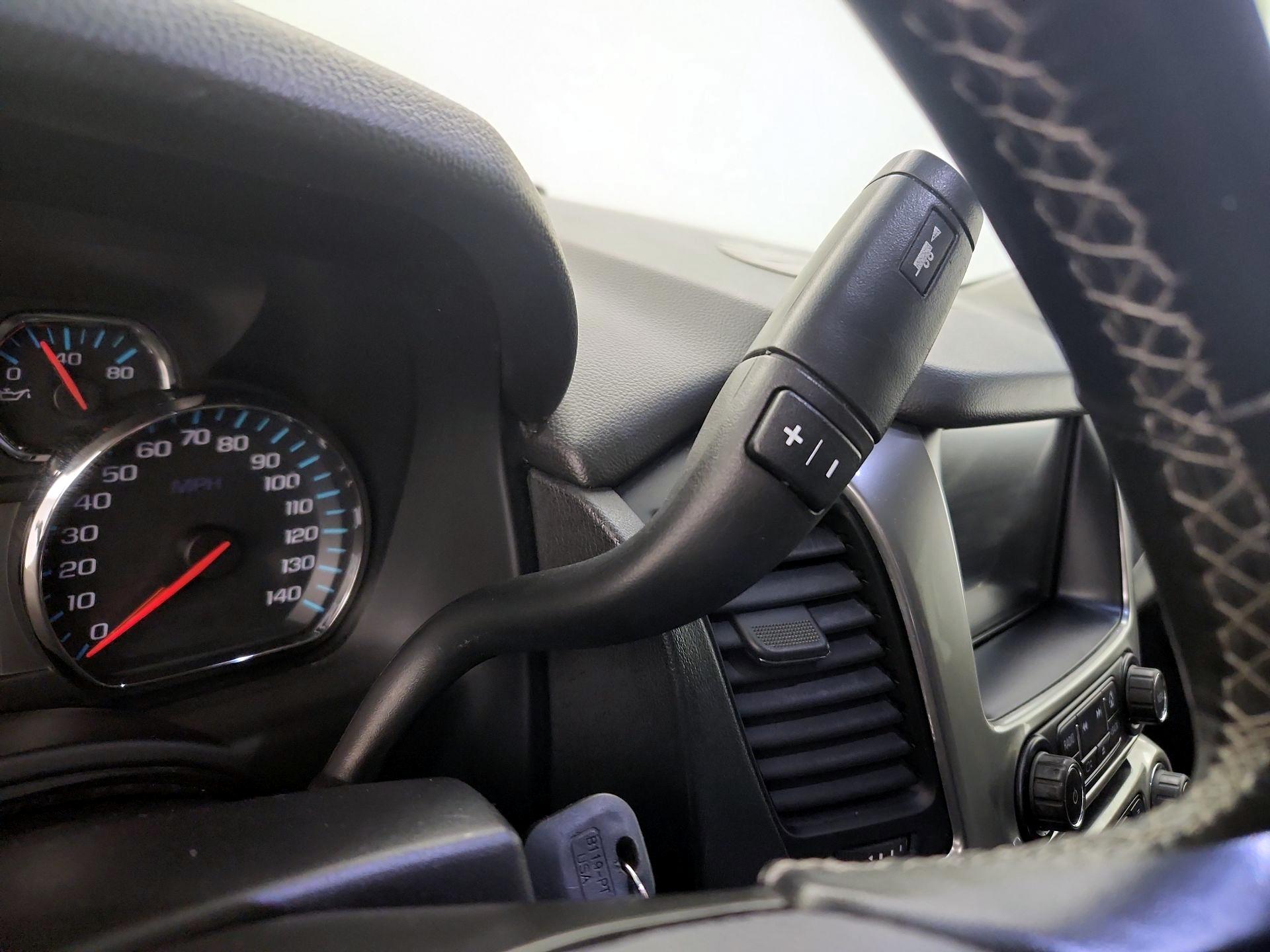 Thumbnail: 2019 Chevrolet Suburban - 17