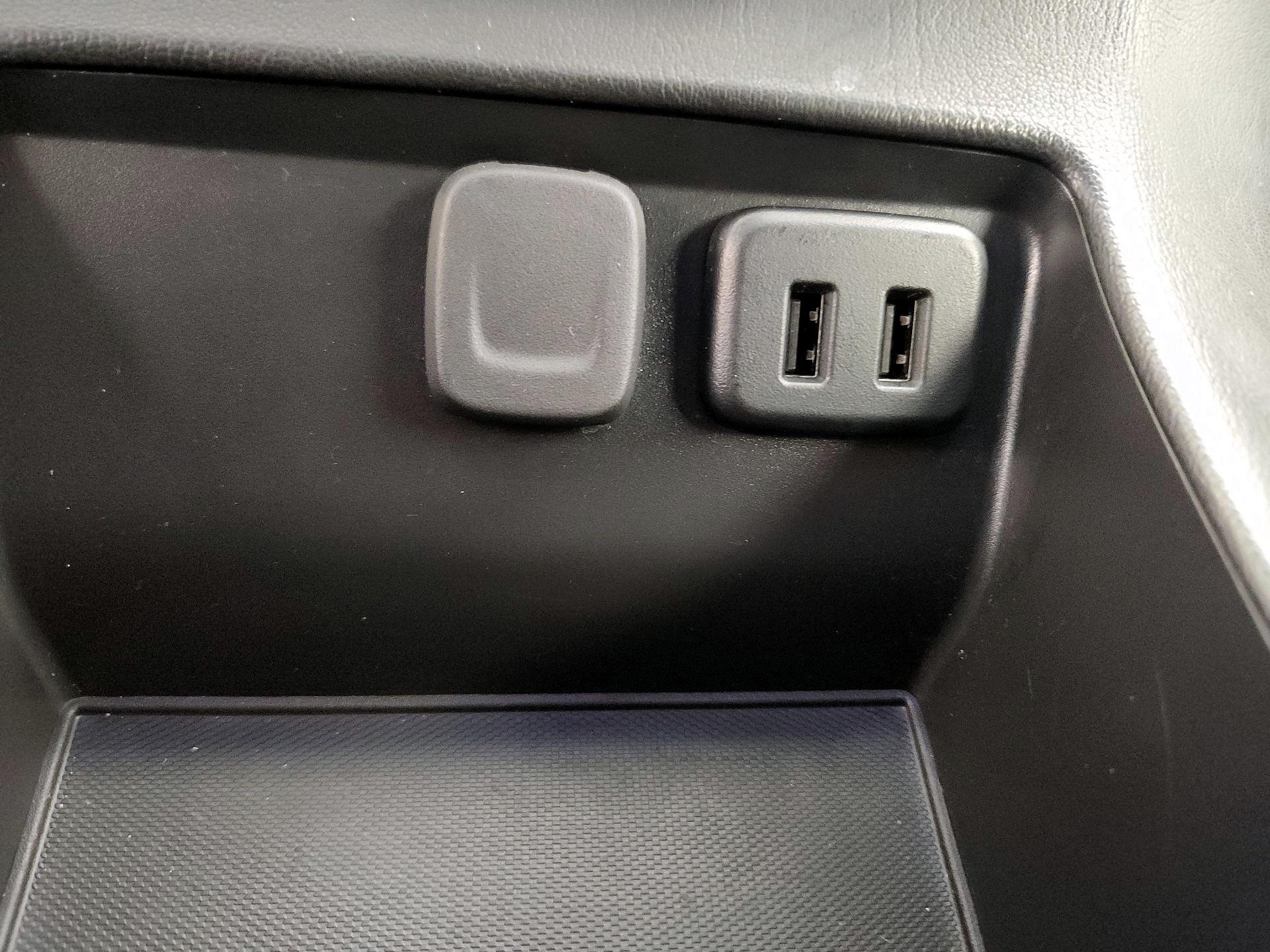 Thumbnail: 2019 Chevrolet Suburban - 18