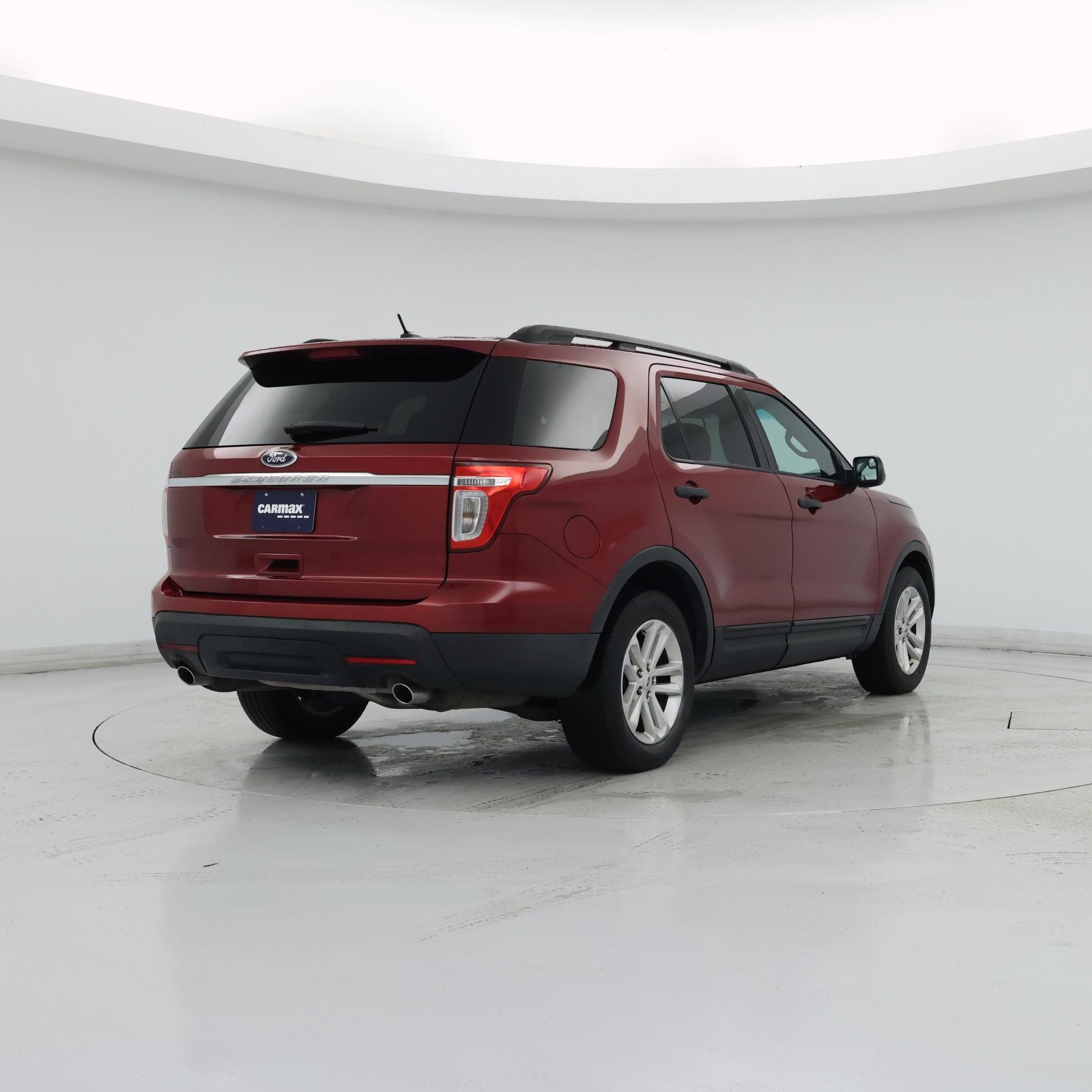 Thumbnail: 2015 Ford Explorer - 8
