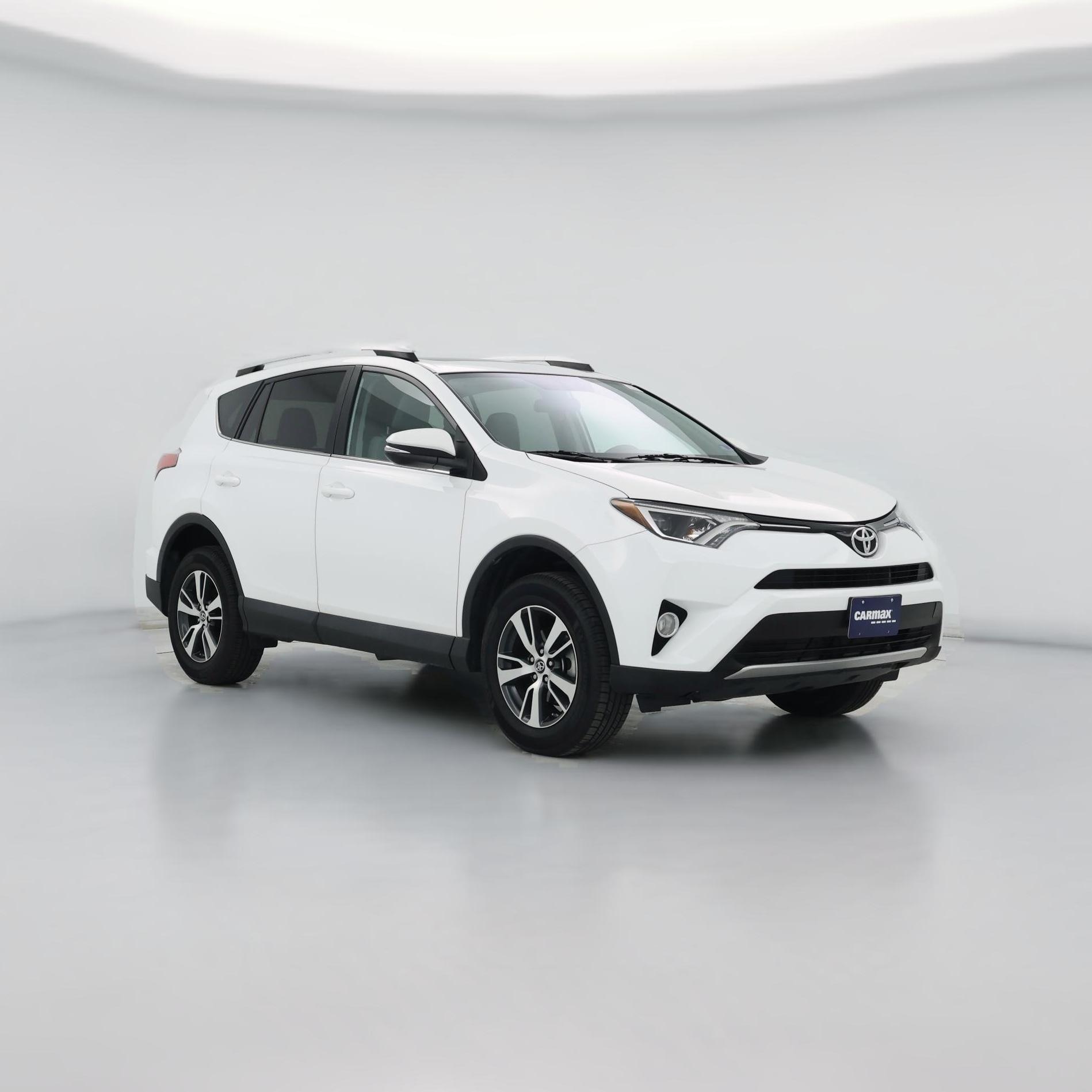 Thumbnail: 2016 Toyota RAV4 - 1