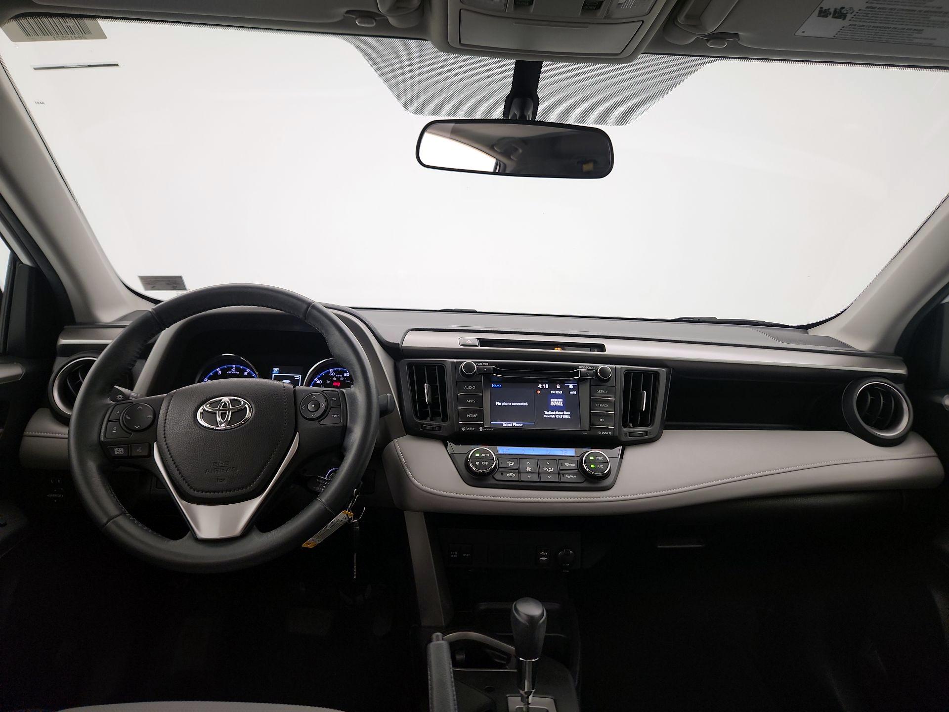 Thumbnail: 2016 Toyota RAV4 - 9