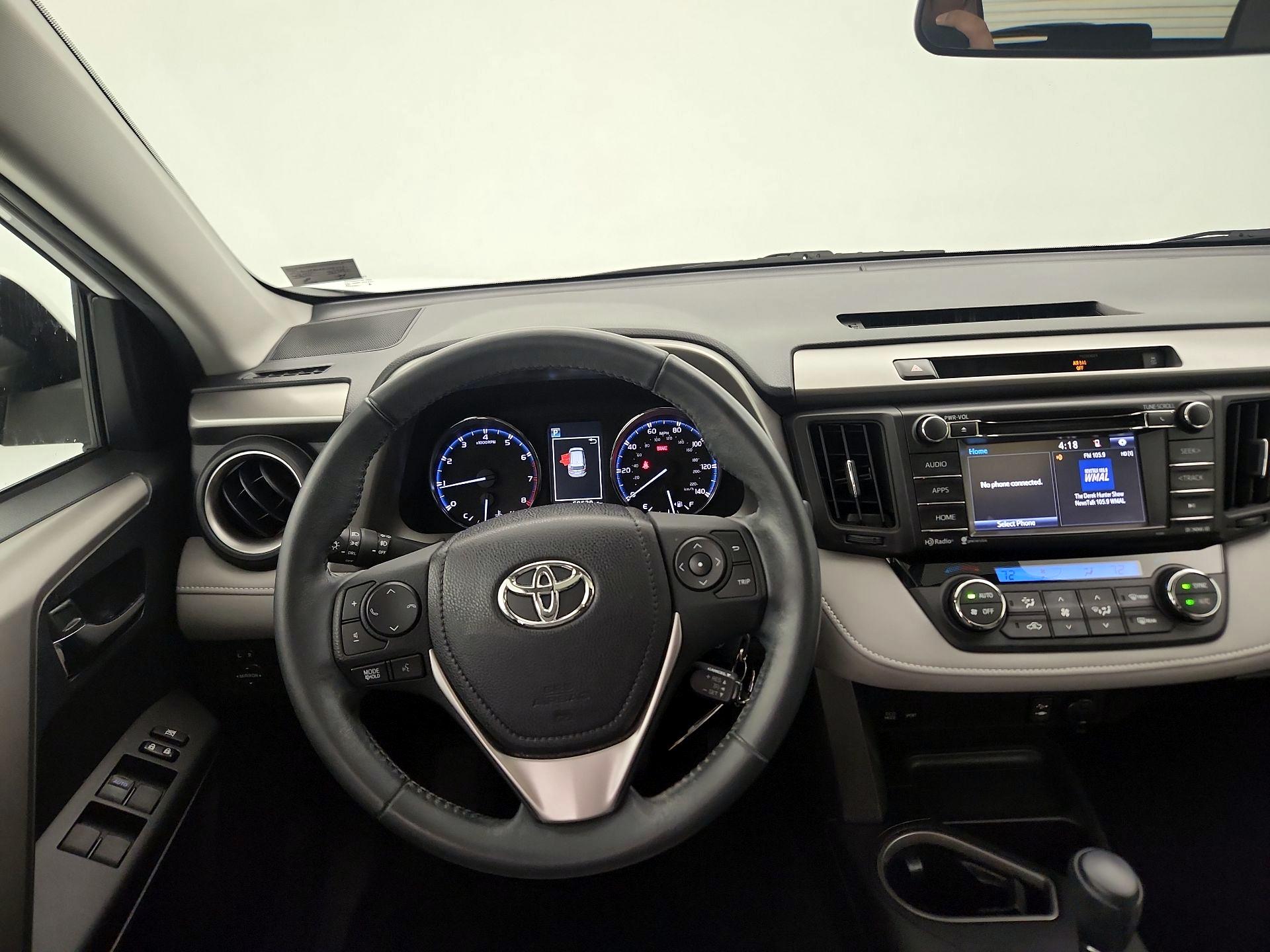 Thumbnail: 2016 Toyota RAV4 - 10