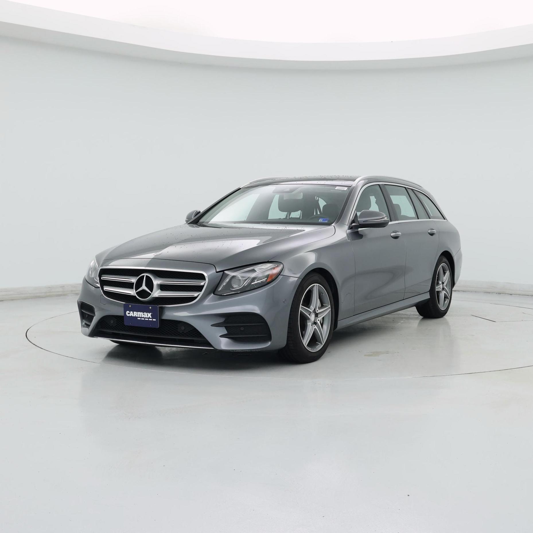 Thumbnail: 2017 Mercedes-Benz E-Class - 4