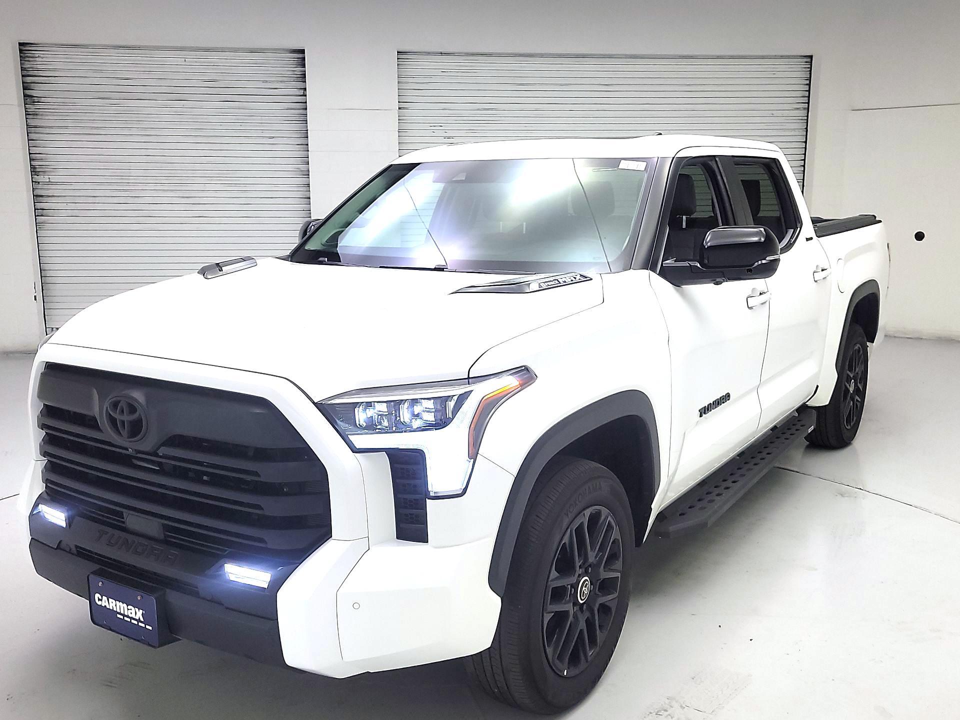 Thumbnail: 2024 Toyota Tundra - 3