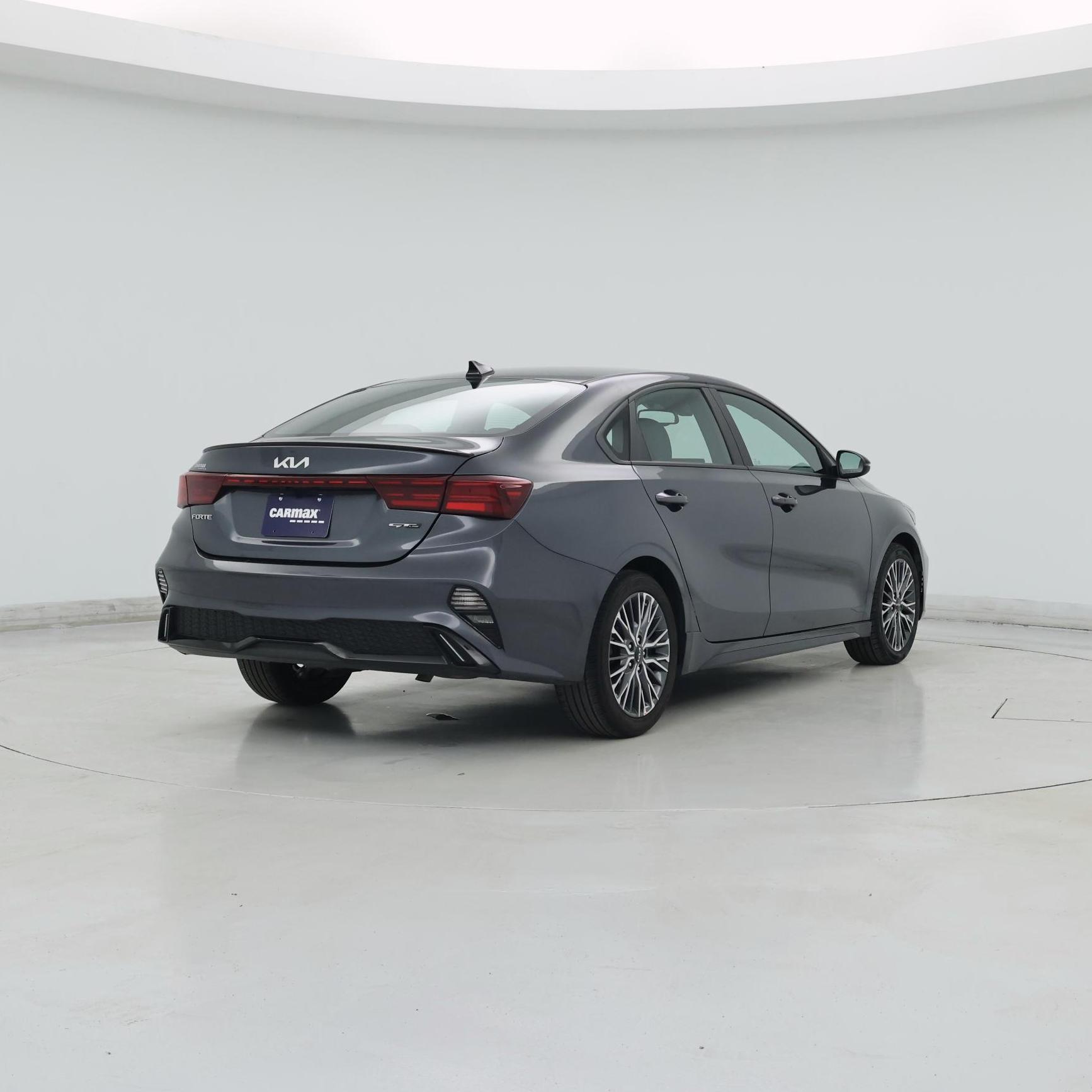 Thumbnail: 2023 Kia Forte - 8