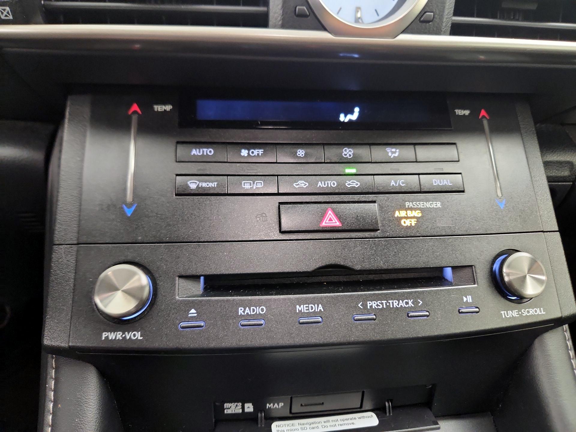 Thumbnail: 2015 Lexus RC - 17