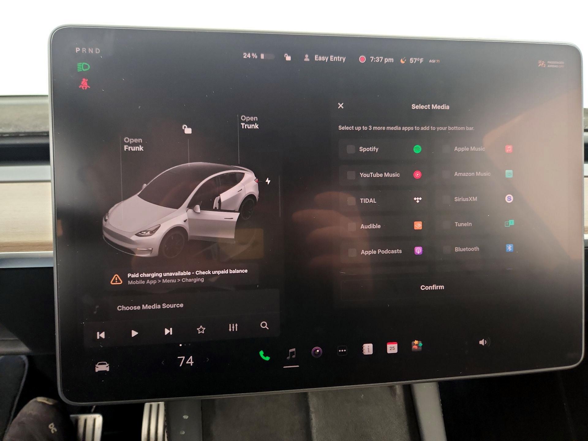 Thumbnail: 2022 Tesla Model Y - 15