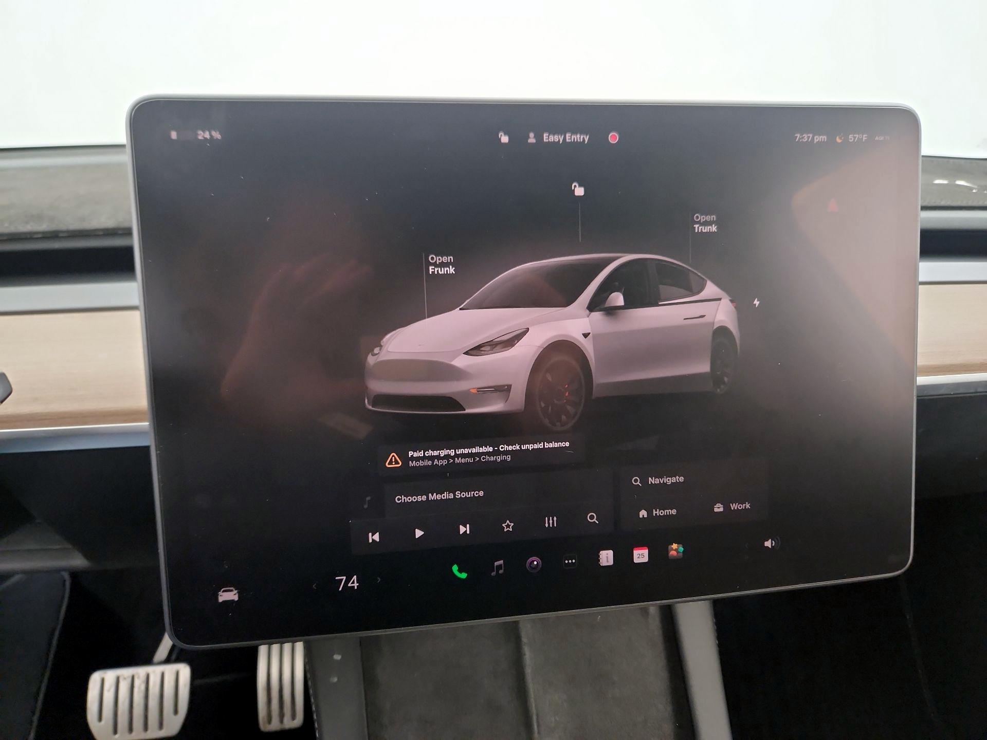 Thumbnail: 2022 Tesla Model Y - 18