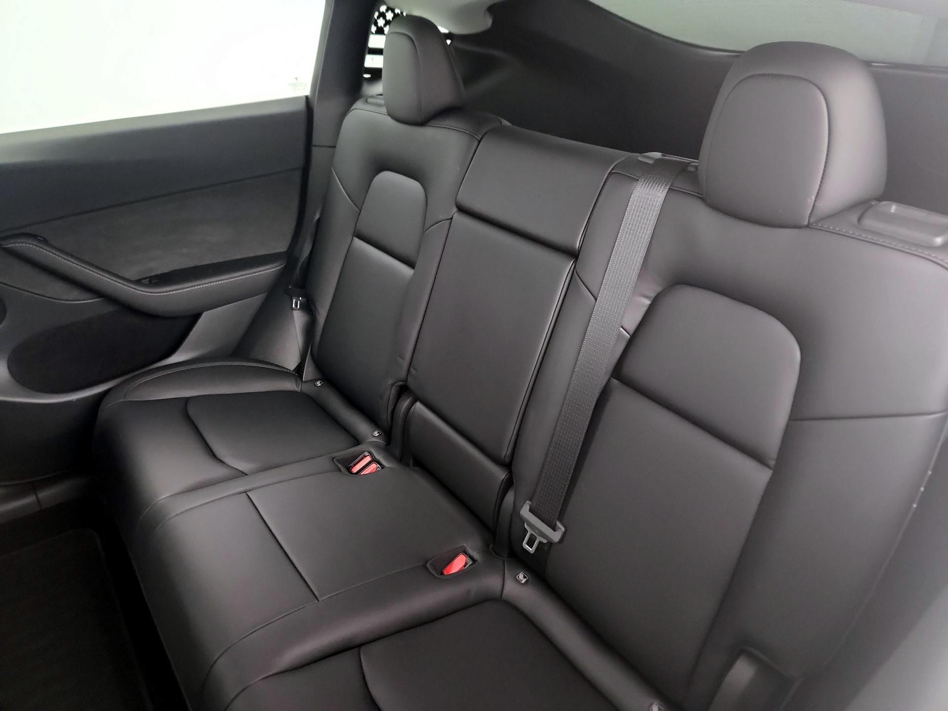 Thumbnail: 2022 Tesla Model Y - 19