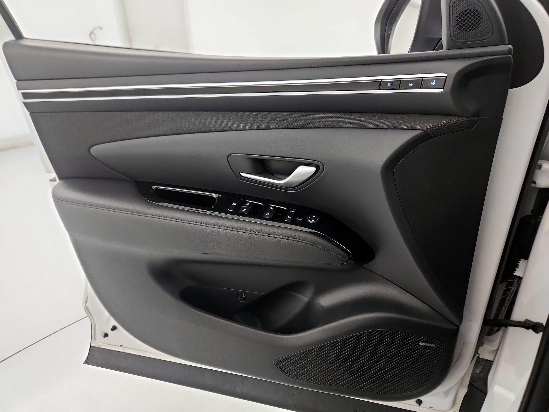 Thumbnail: 2023 Hyundai Tucson - 12