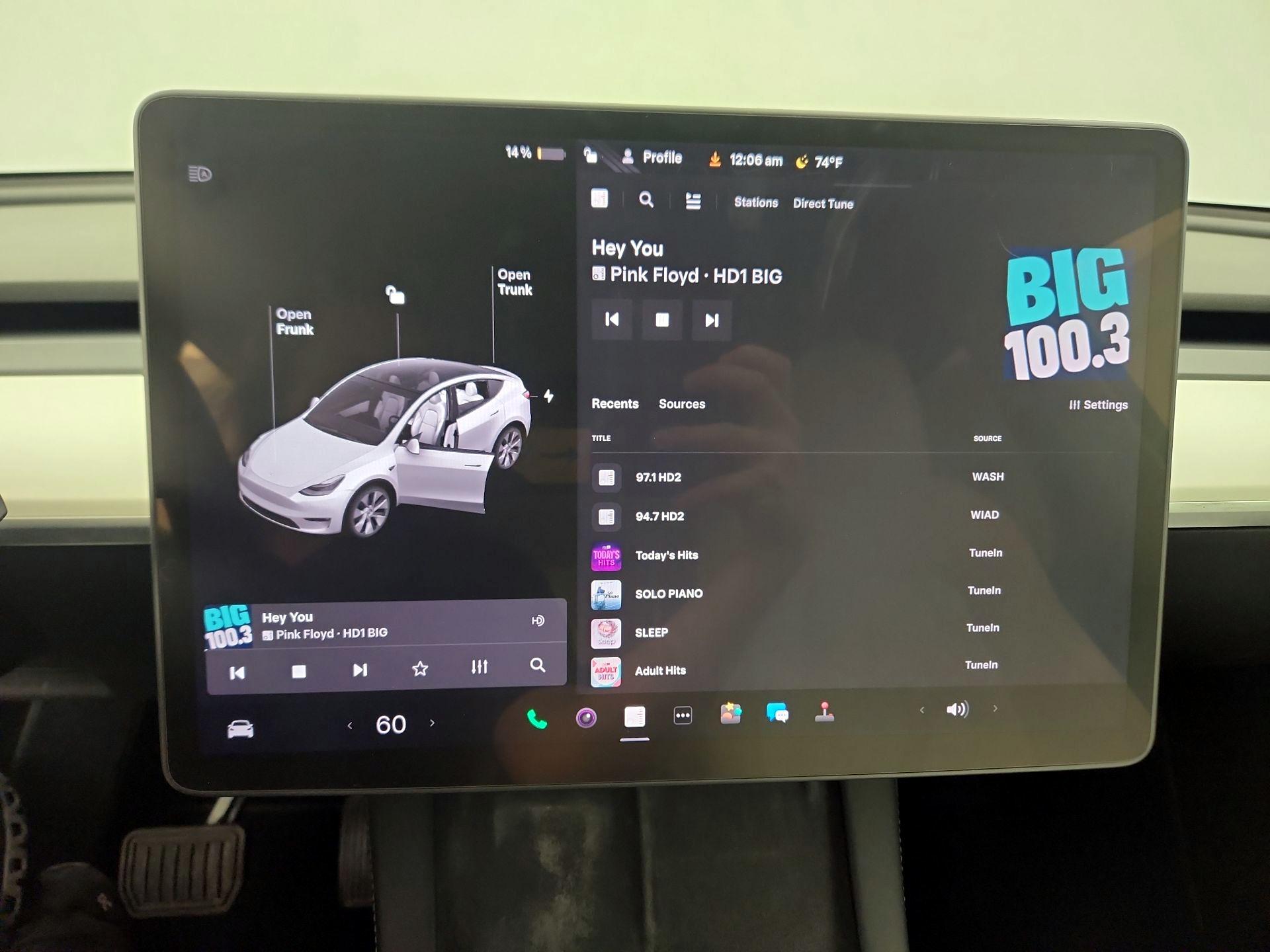 Thumbnail: 2022 Tesla Model Y - 15