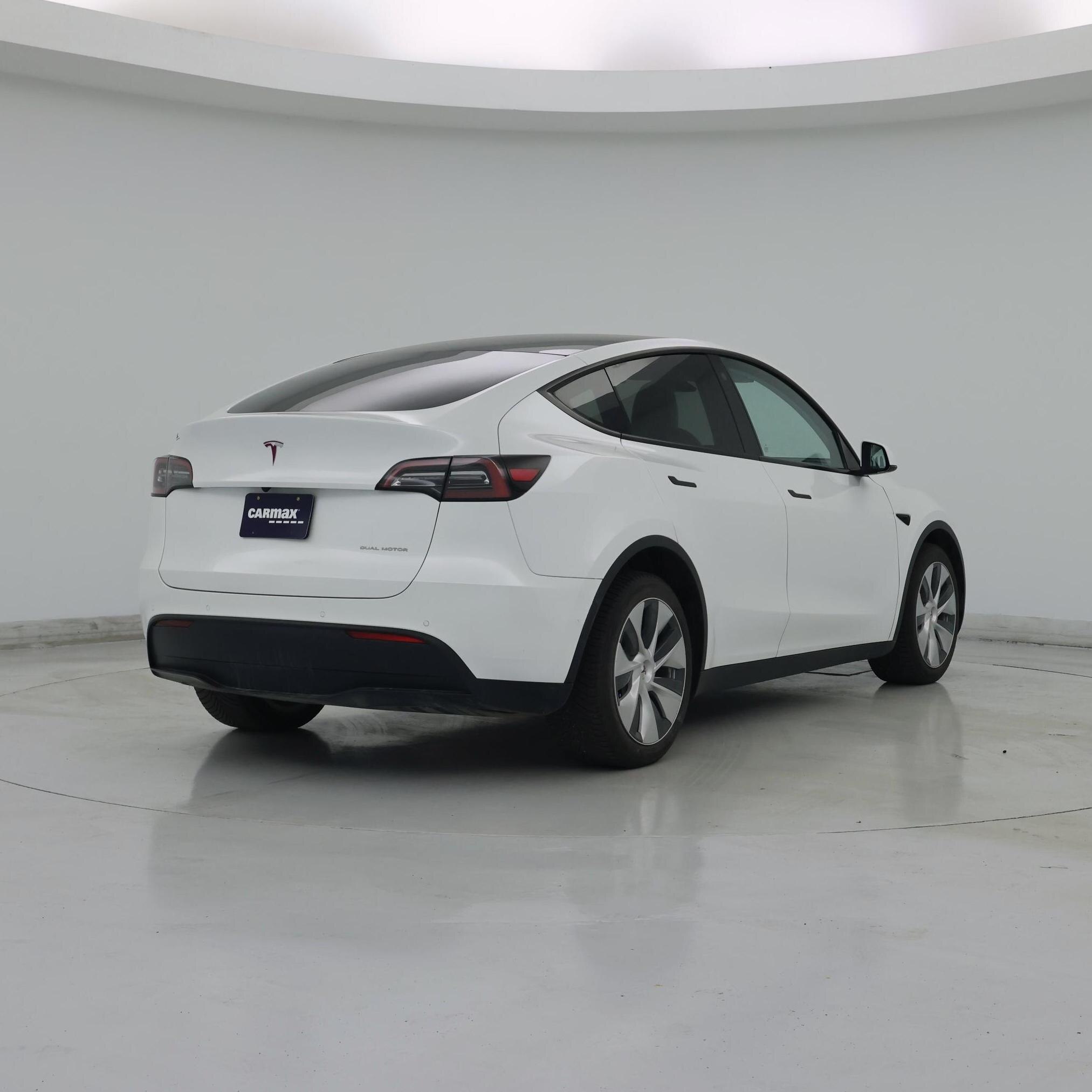 Thumbnail: 2022 Tesla Model Y - 8