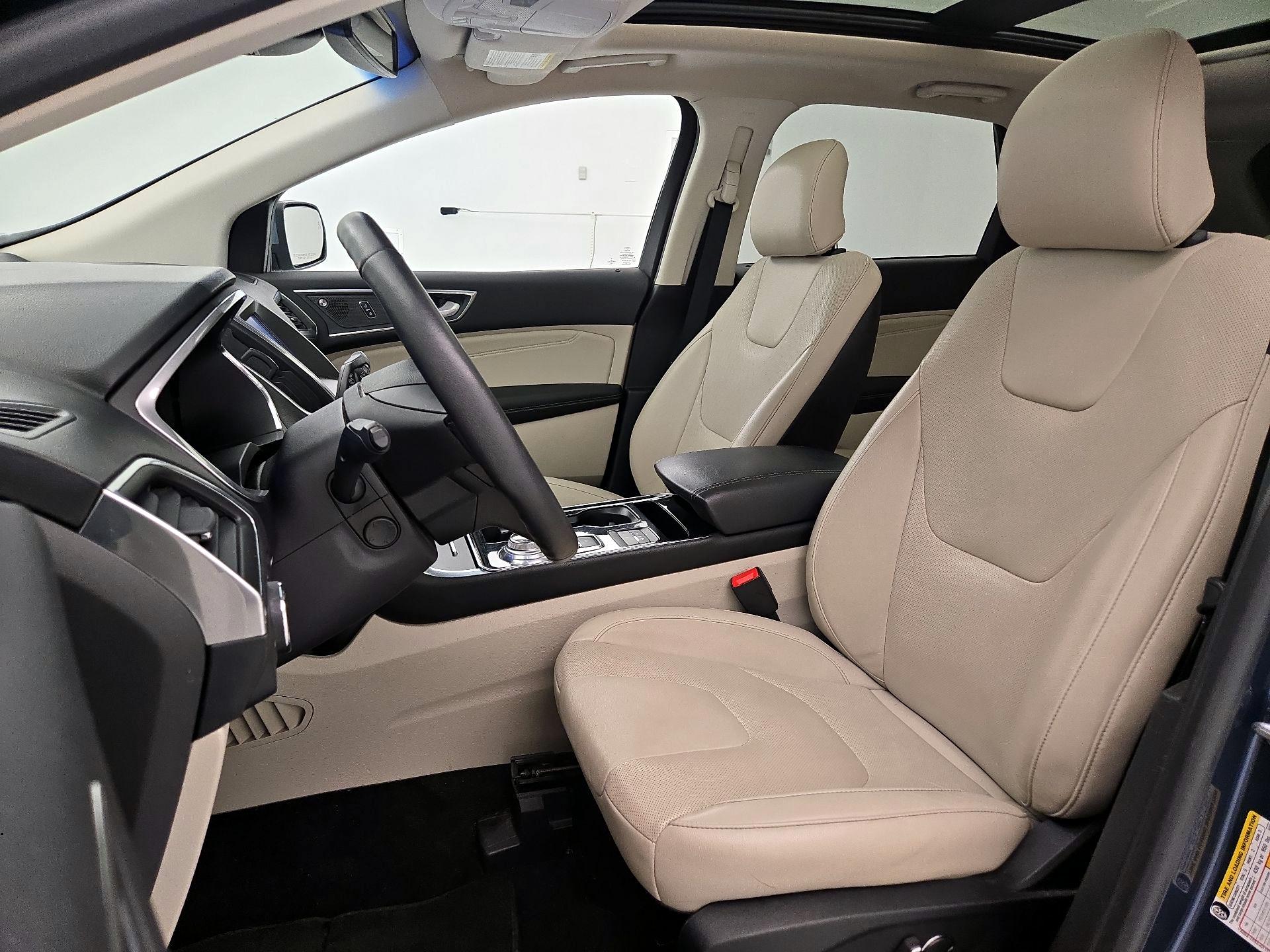 Thumbnail: 2019 Ford Edge - 11