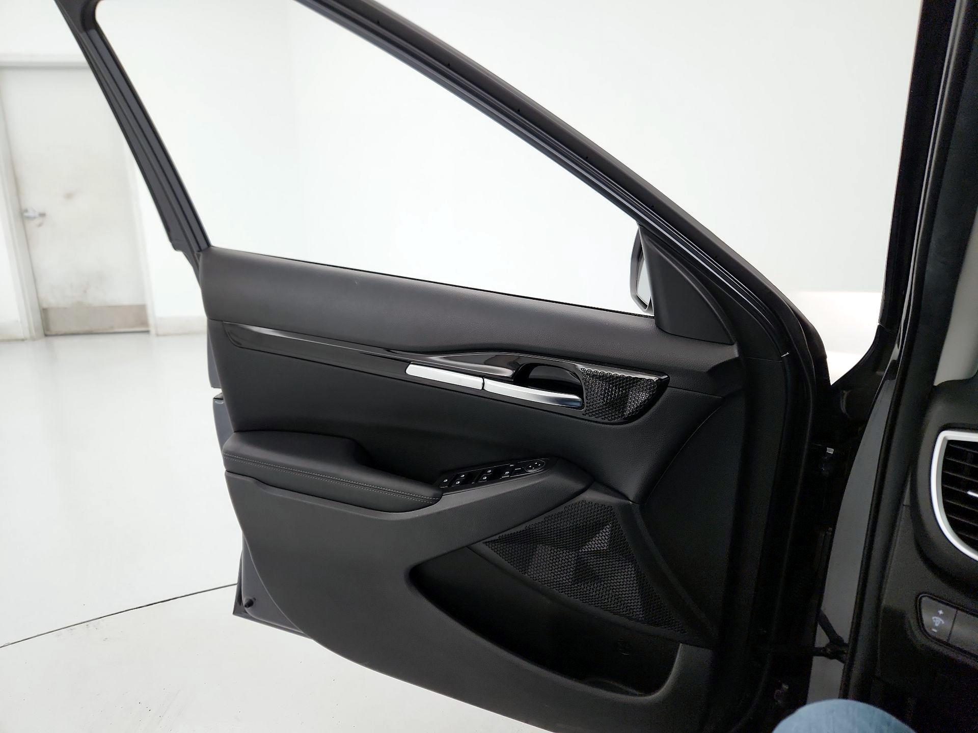 Thumbnail: 2021 Kia Seltos - 12