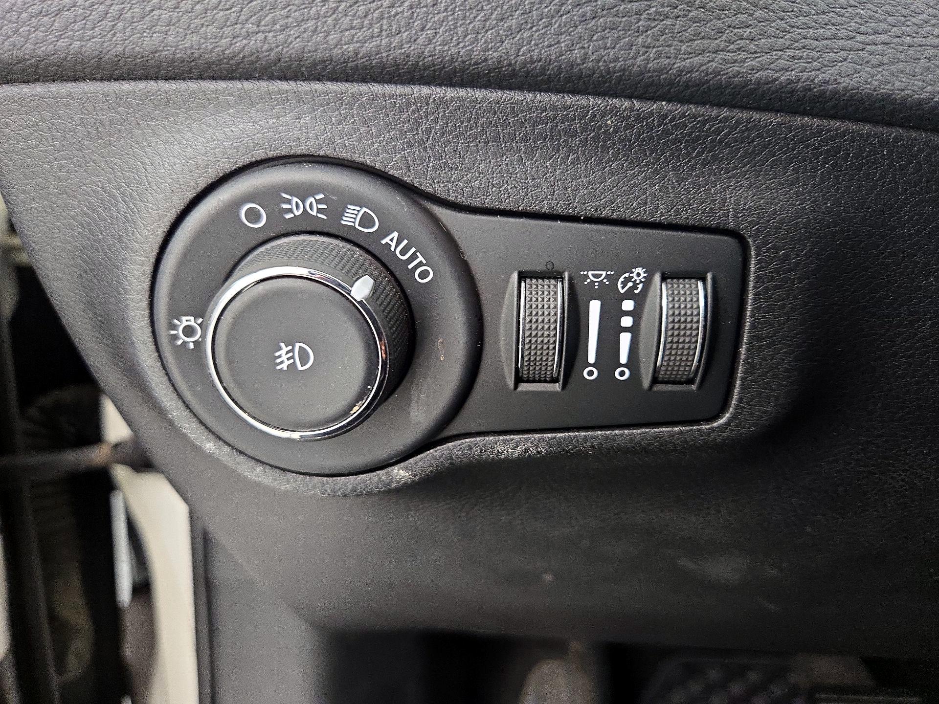 Thumbnail: 2019 Jeep Compass - 13