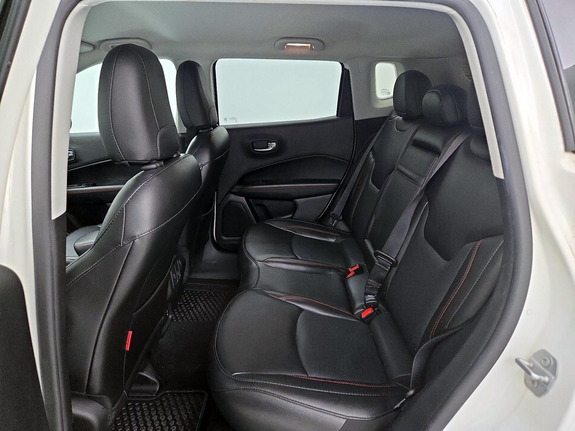 Thumbnail: 2019 Jeep Compass - 20