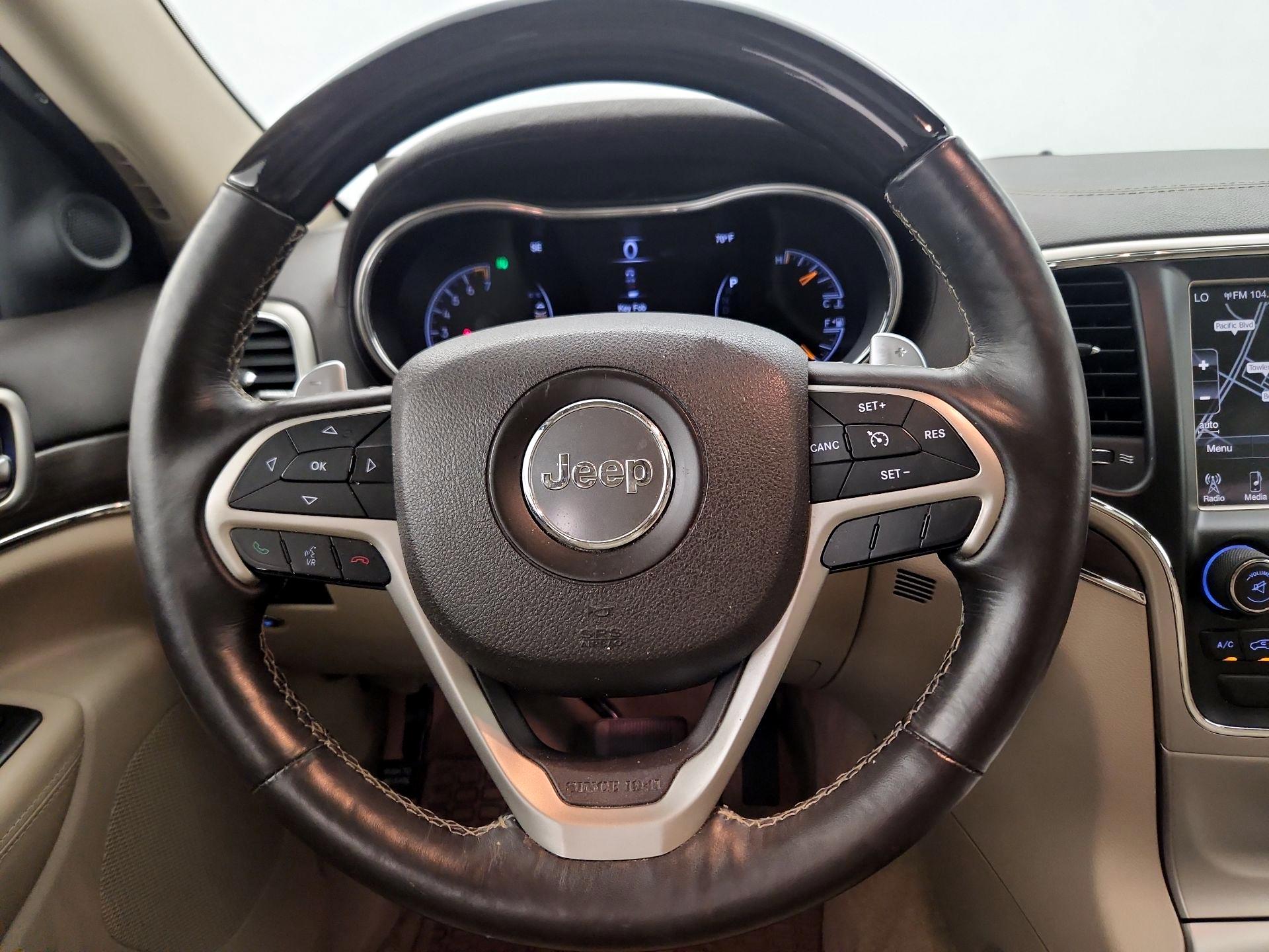 Thumbnail: 2015 Jeep Grand Cherokee - 10