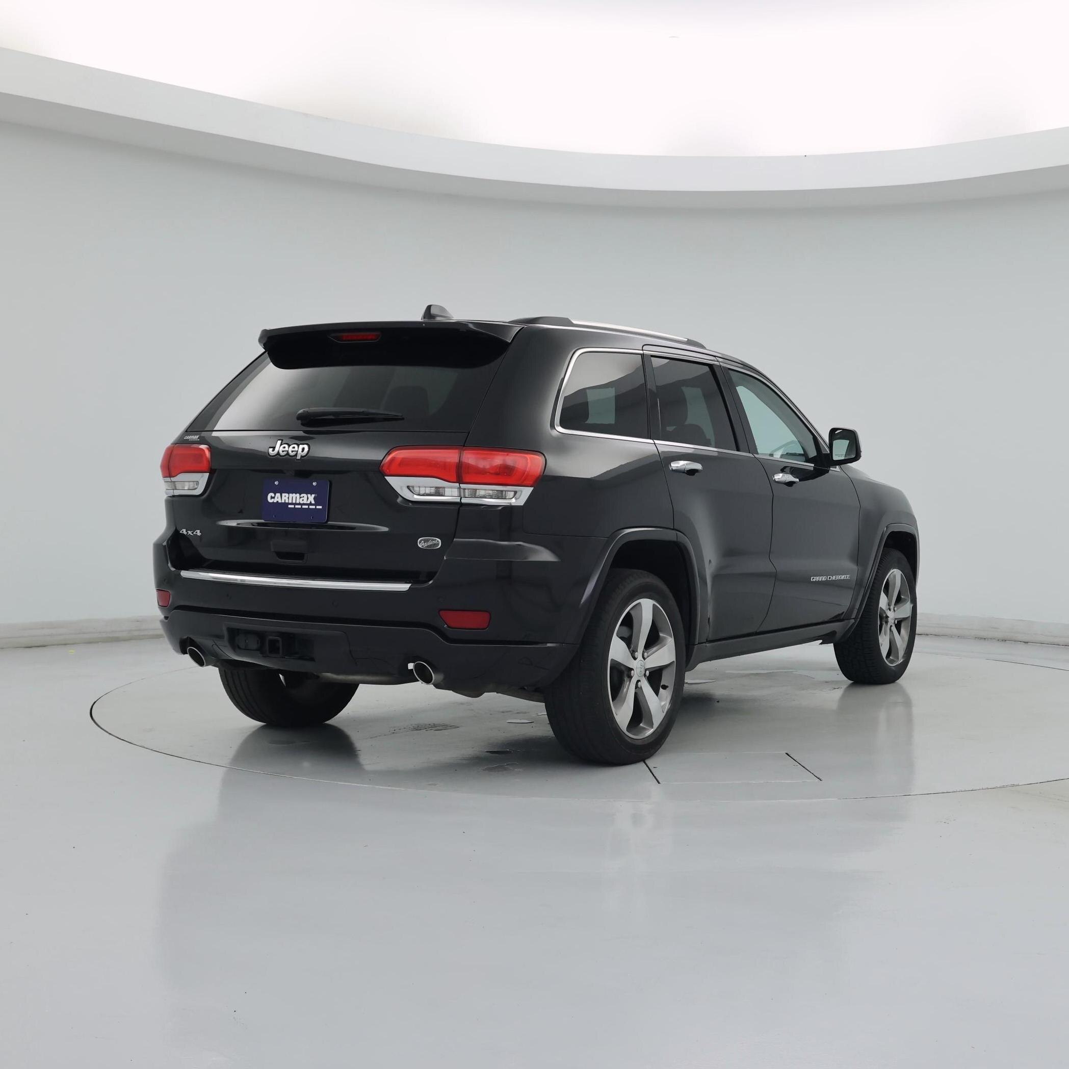 Thumbnail: 2015 Jeep Grand Cherokee - 8