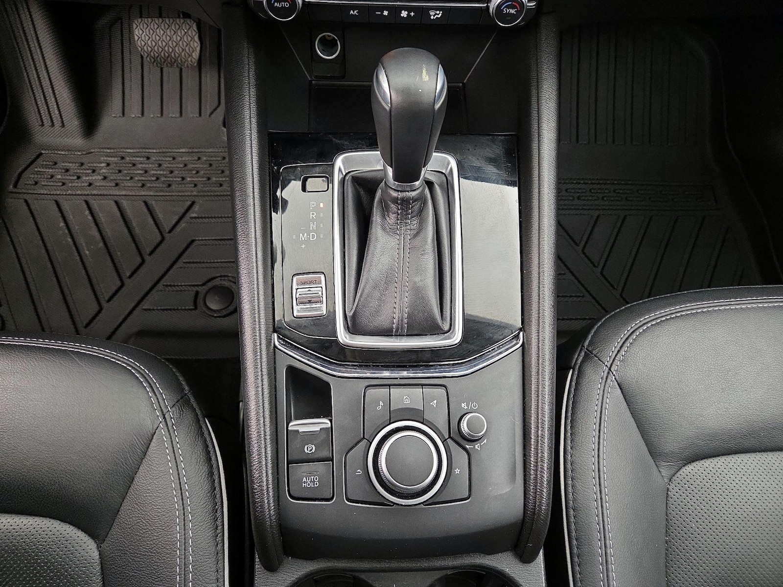 2024 Mazda CX-5 S Preferred package - Photo 18