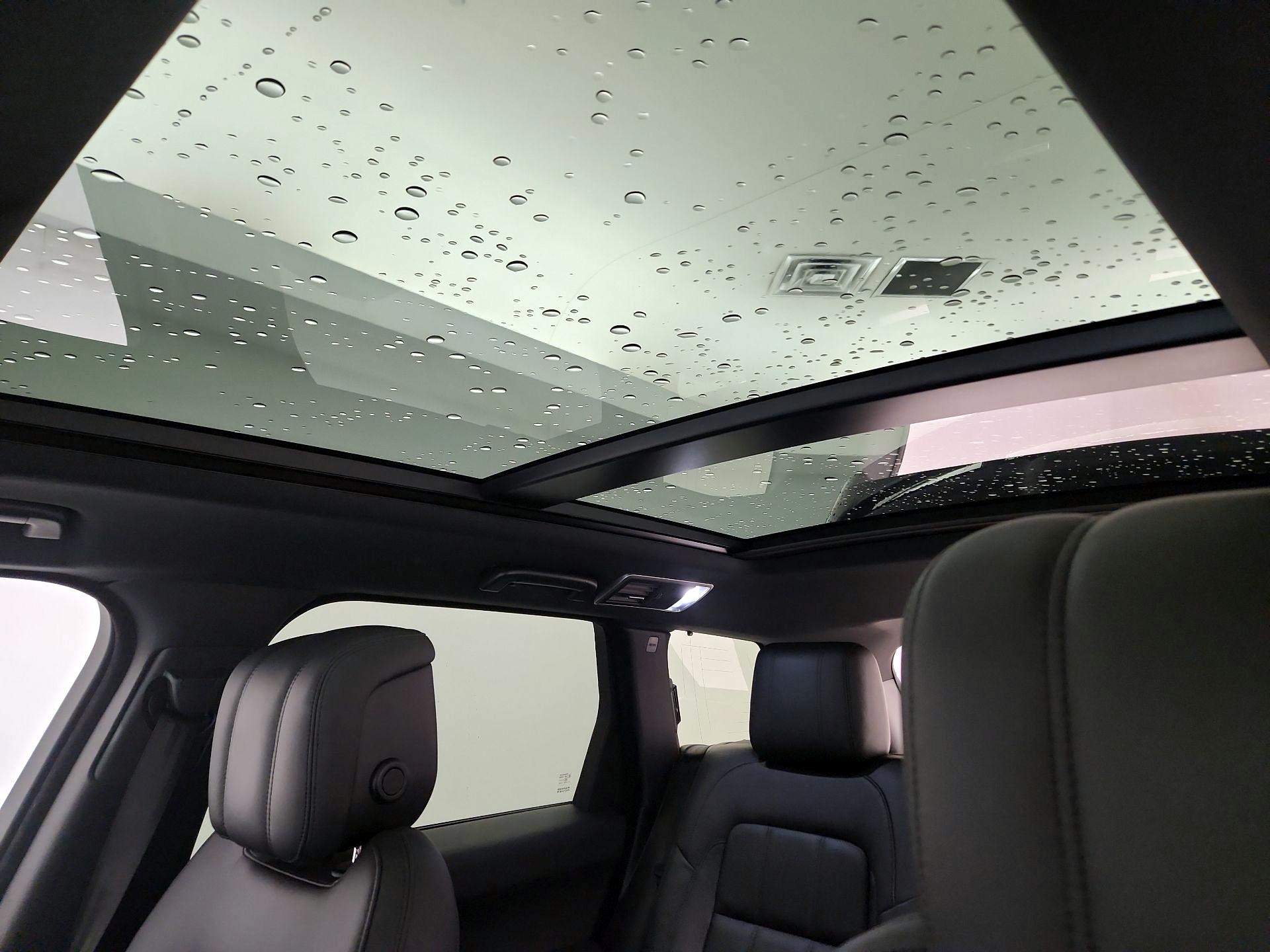 Thumbnail: 2019 Land Rover Range Rover Sport - 18