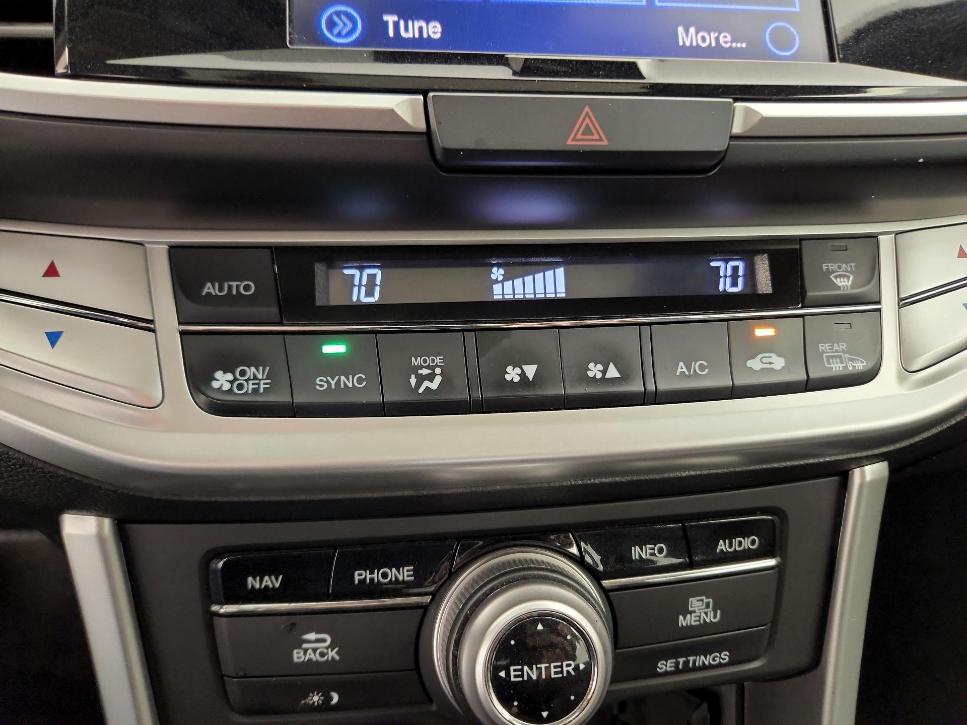 Thumbnail: 2015 Honda Accord - 16