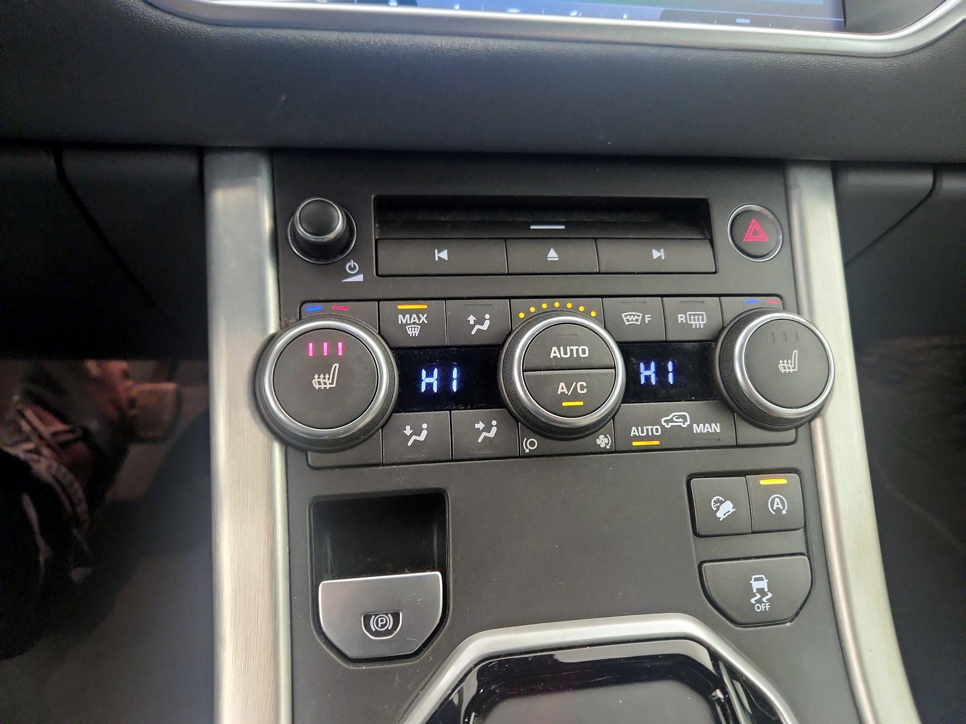 Thumbnail: 2017 Land Rover Range Rover Evoque - 17