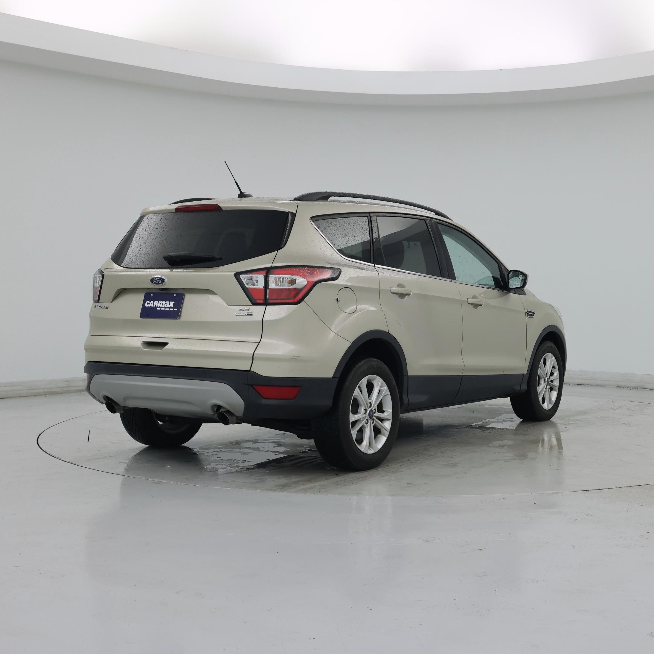 Thumbnail: 2018 Ford Escape - 8