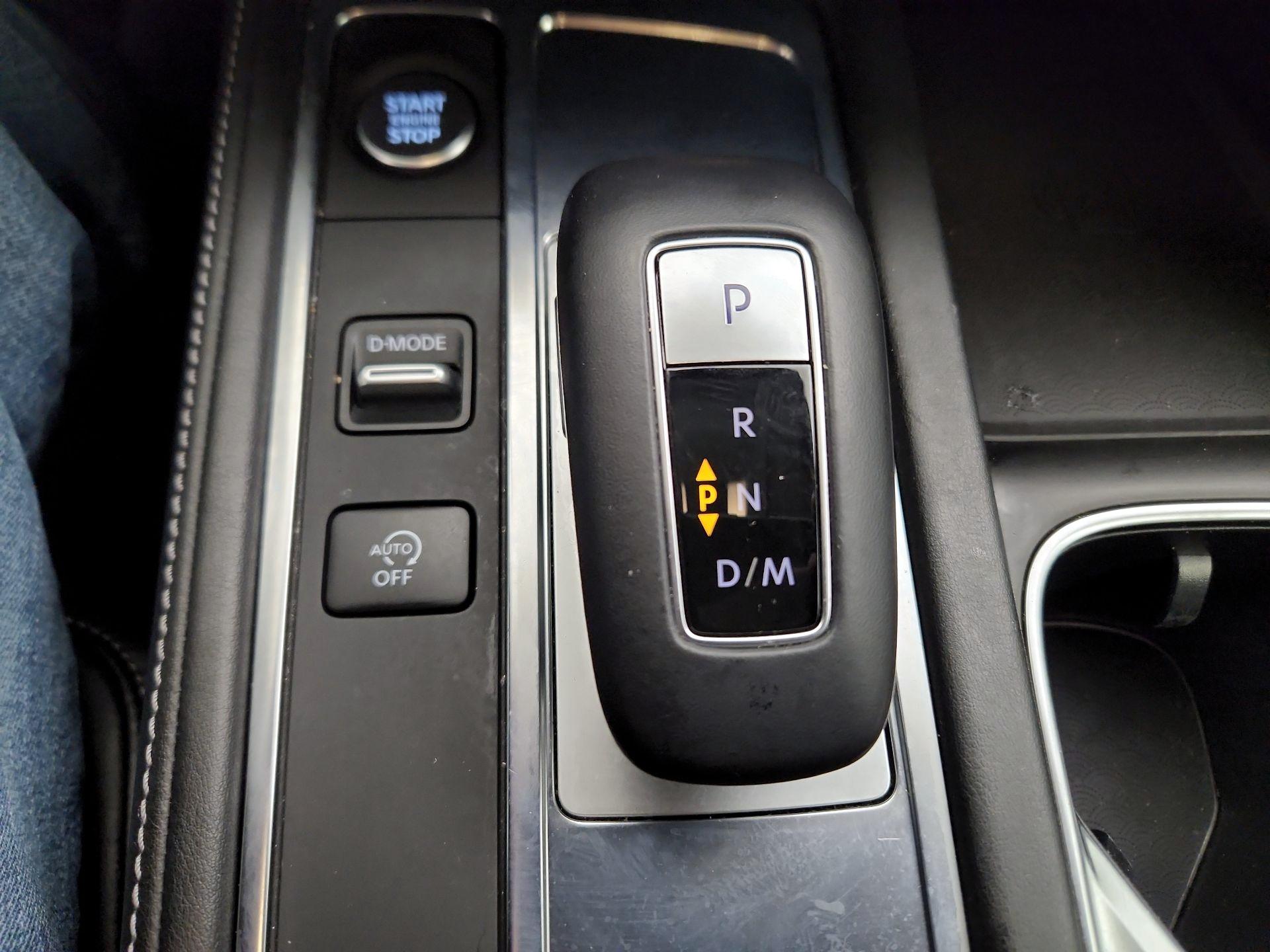 Thumbnail: 2023 INFINITI QX60 - 18