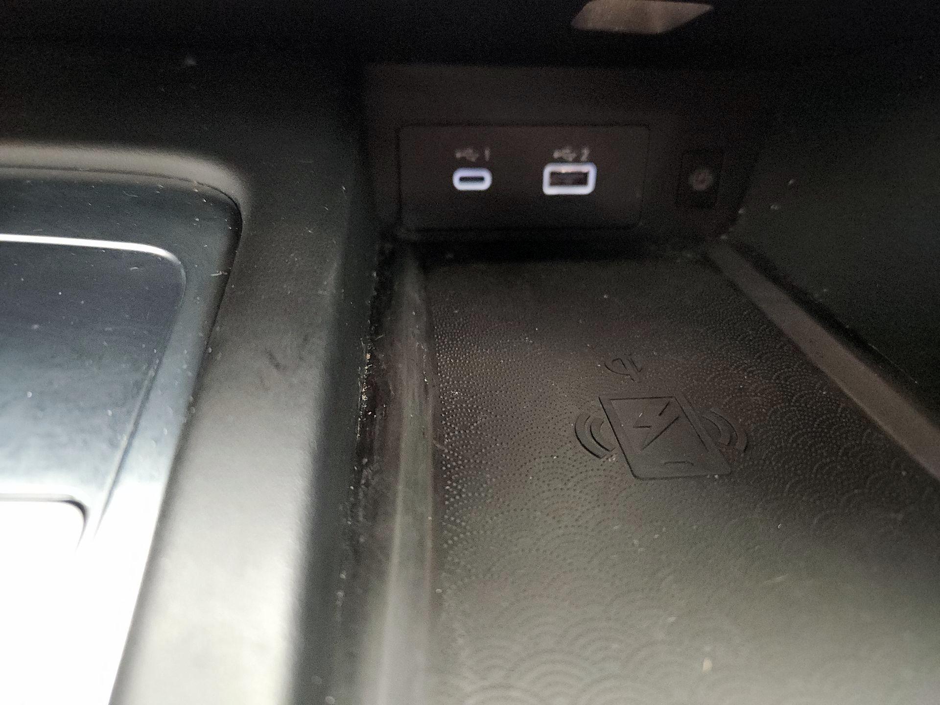 Thumbnail: 2023 INFINITI QX60 - 19