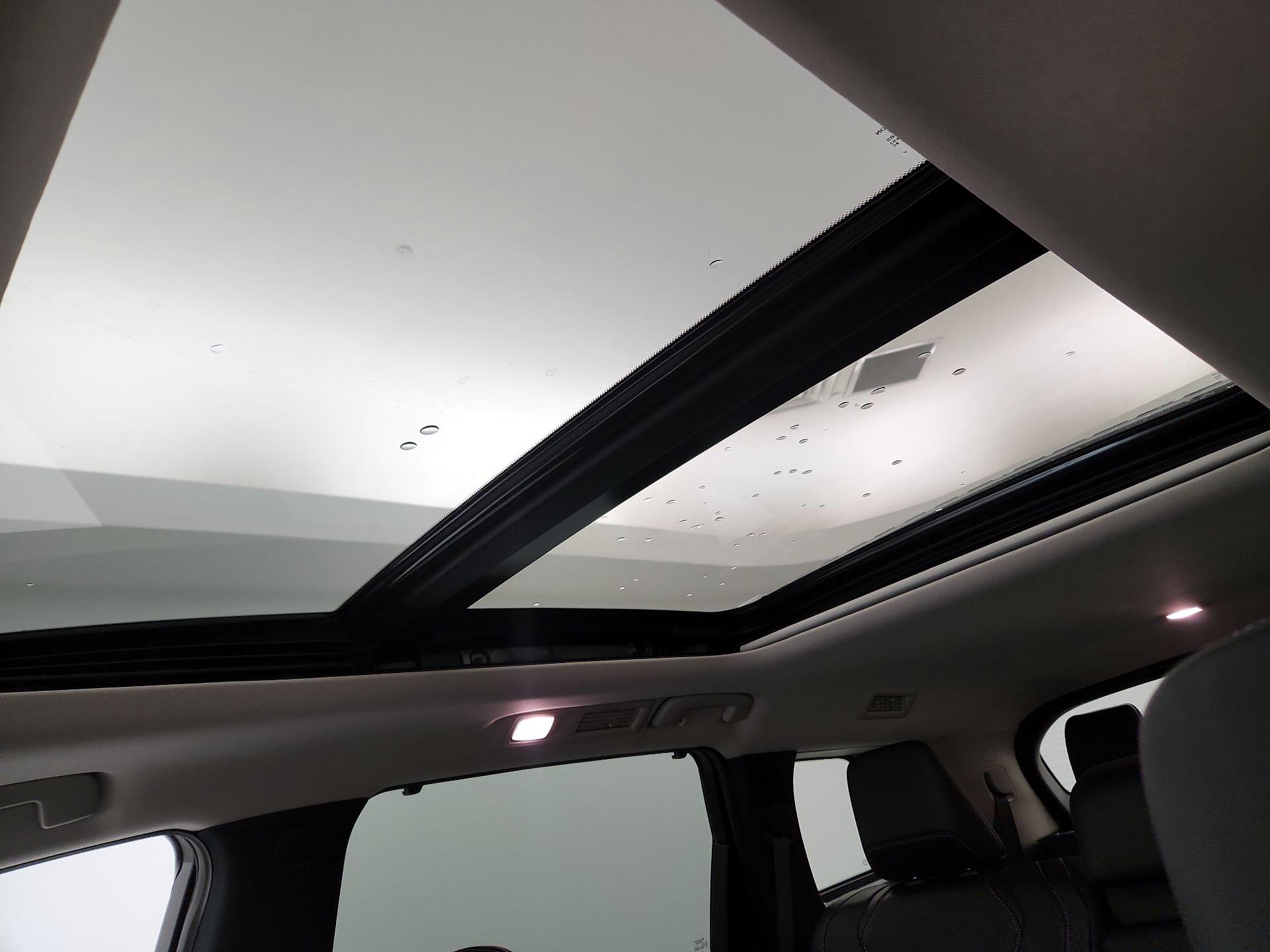 Thumbnail: 2023 INFINITI QX60 - 20