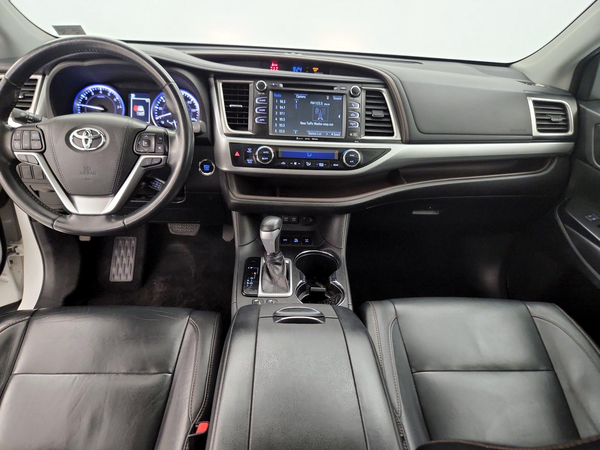Thumbnail: 2018 Toyota Highlander - 9