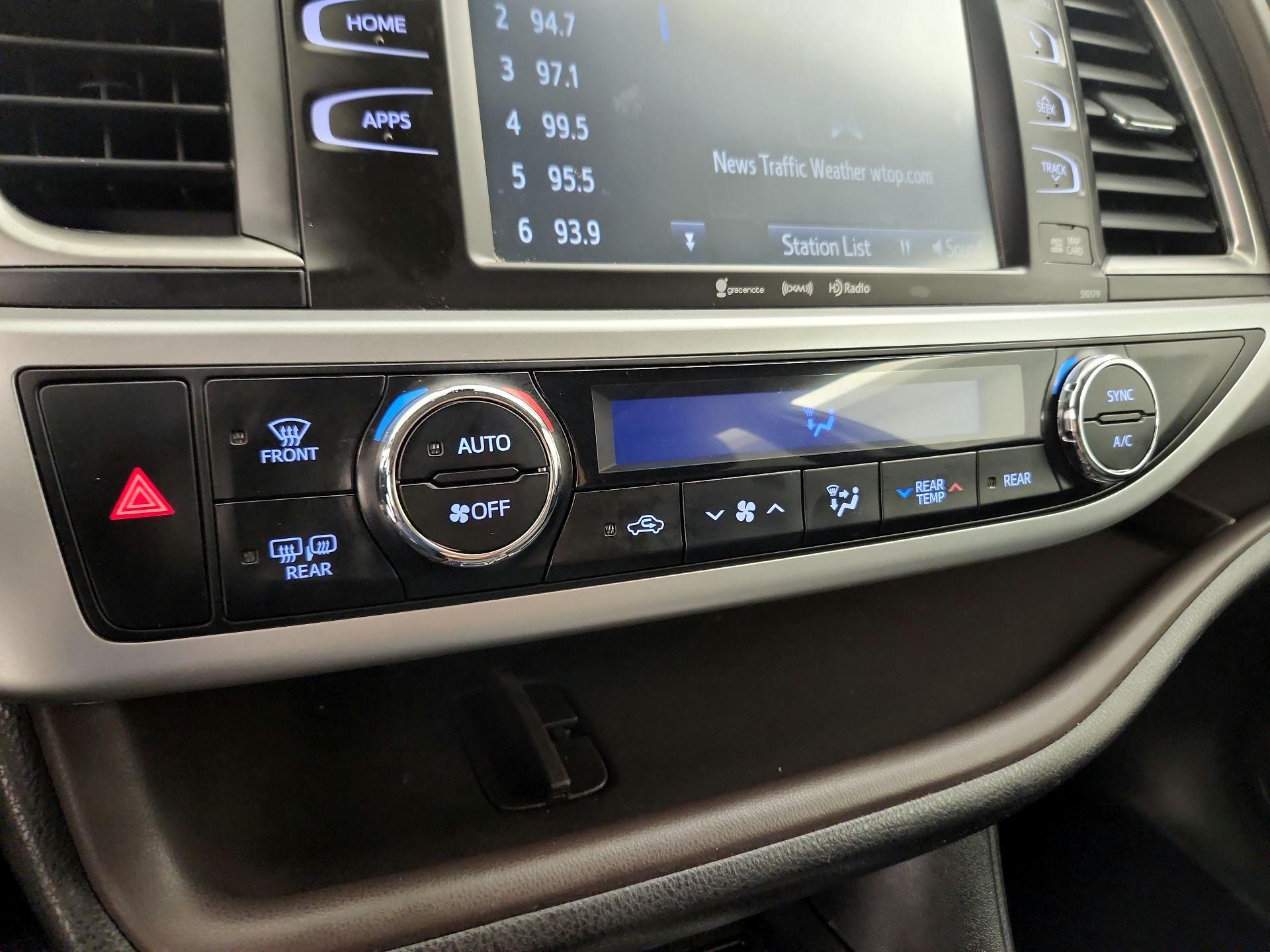 Thumbnail: 2018 Toyota Highlander - 16