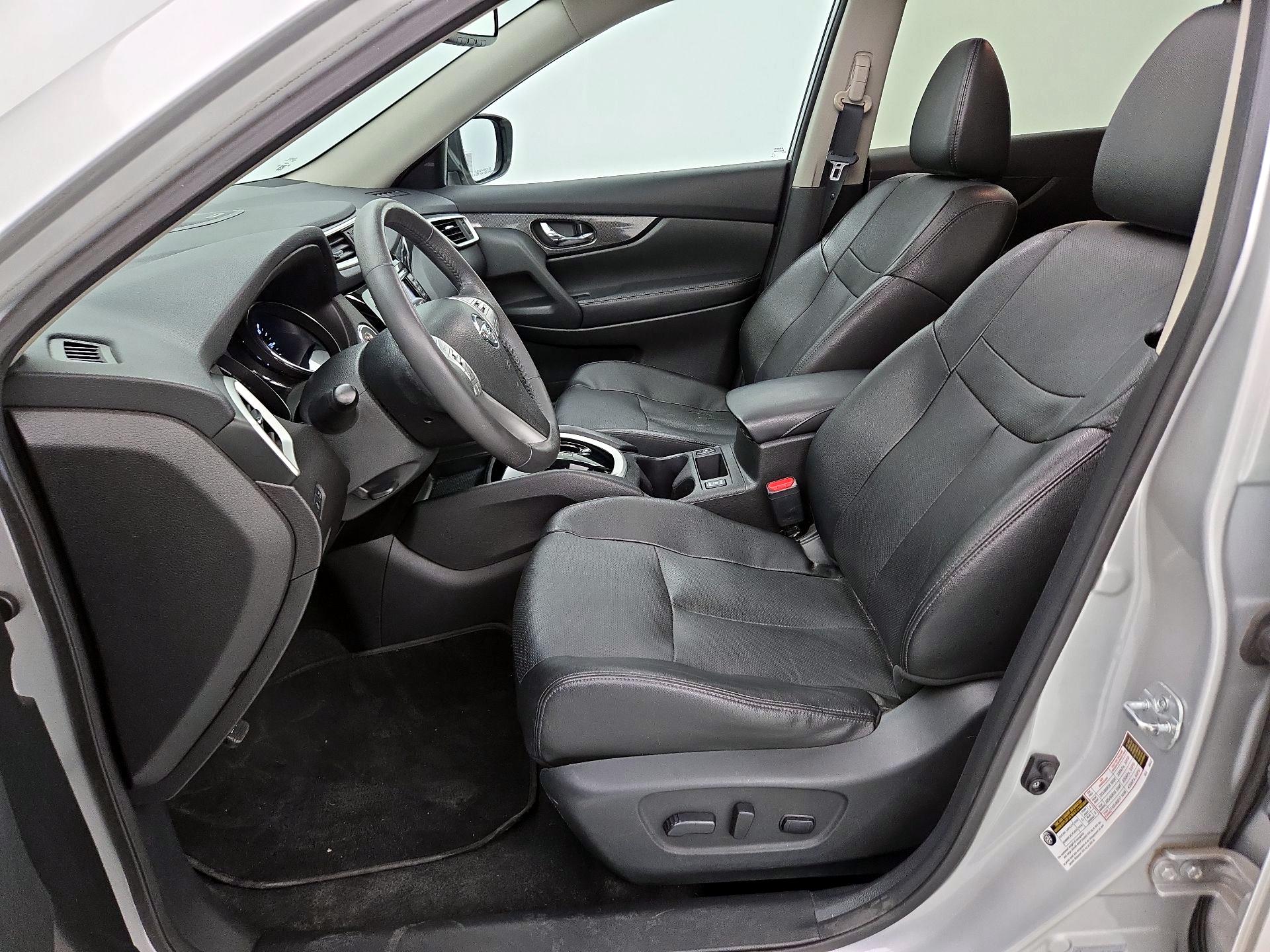 Thumbnail: 2016 Nissan Rogue - 11