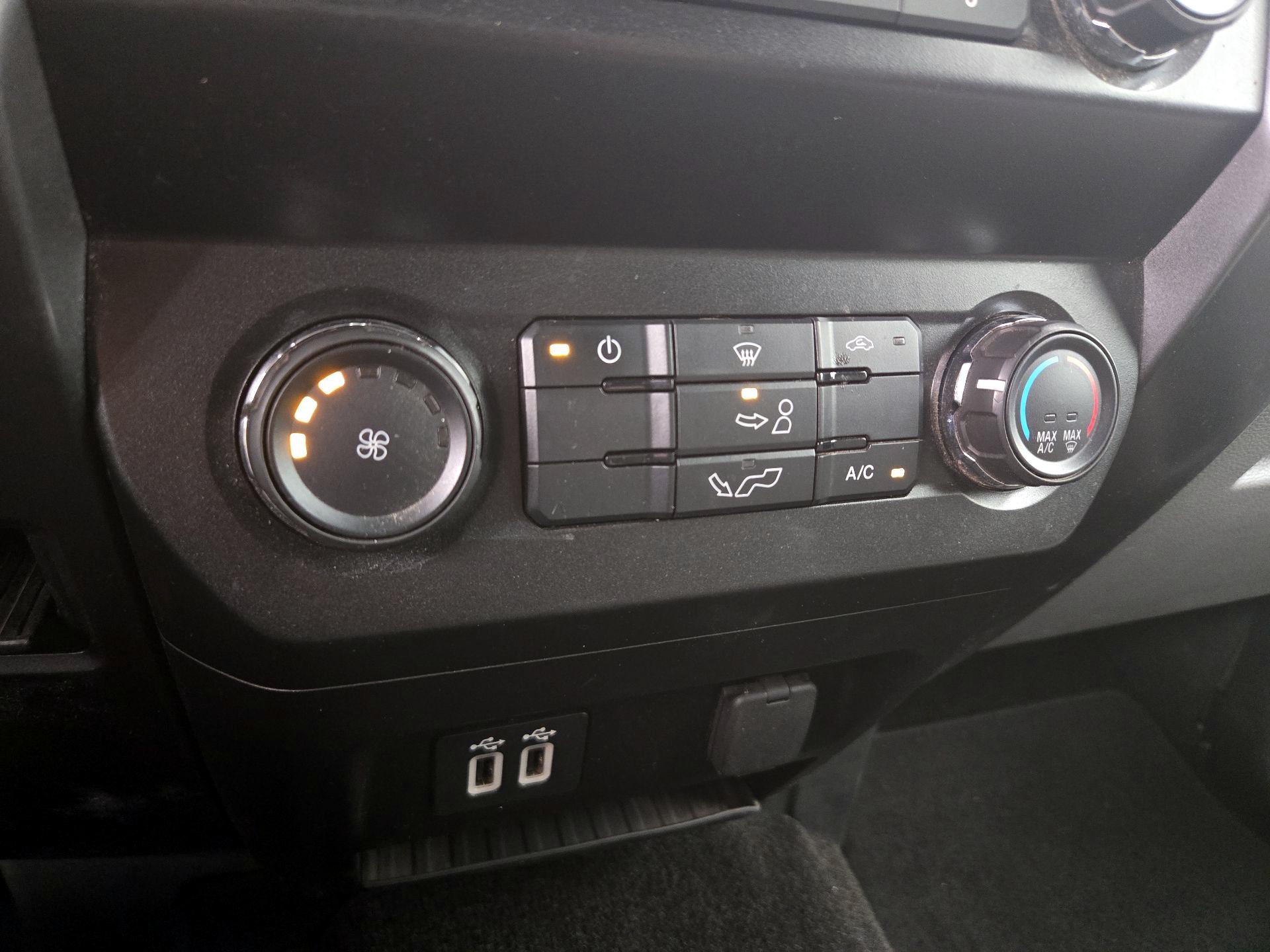 Thumbnail: 2019 Ford F-150 - 16