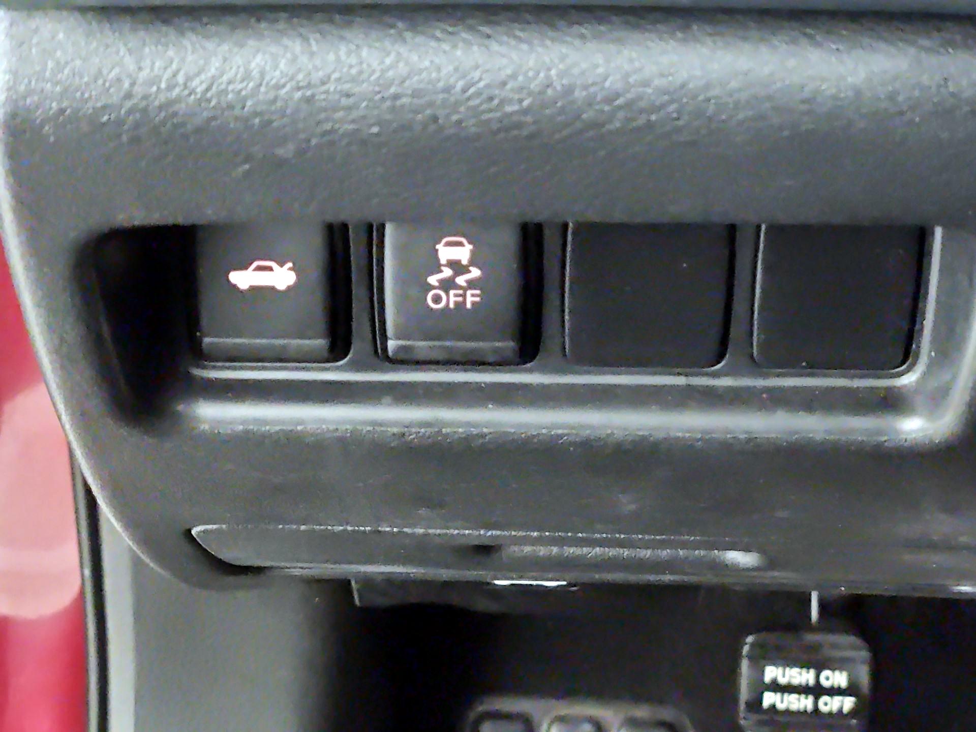 Thumbnail: 2017 Nissan Maxima - 13