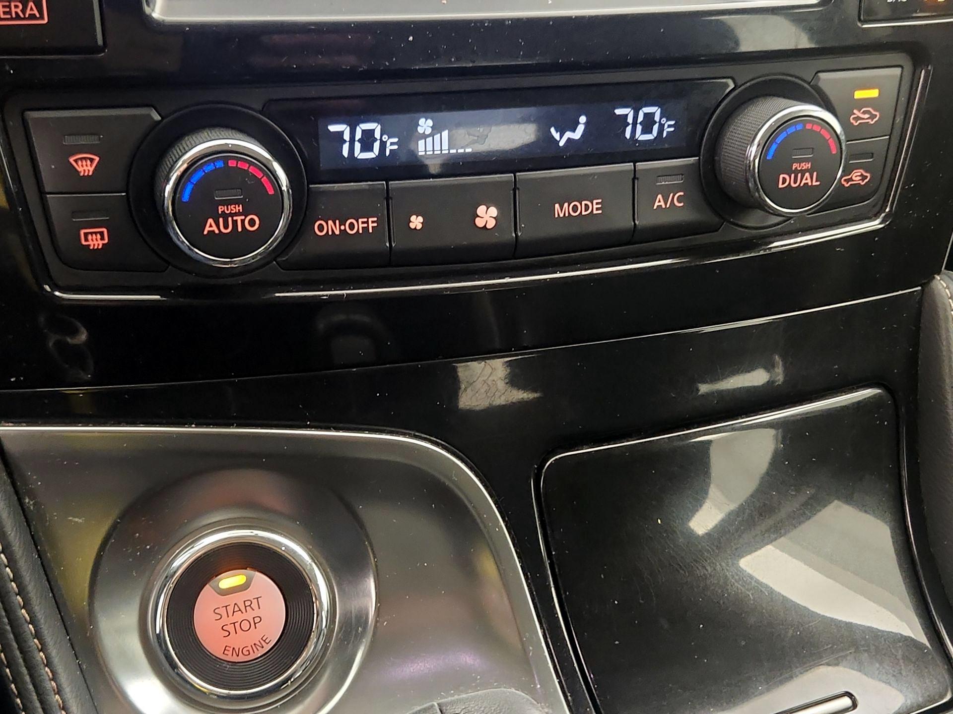 Thumbnail: 2017 Nissan Maxima - 17