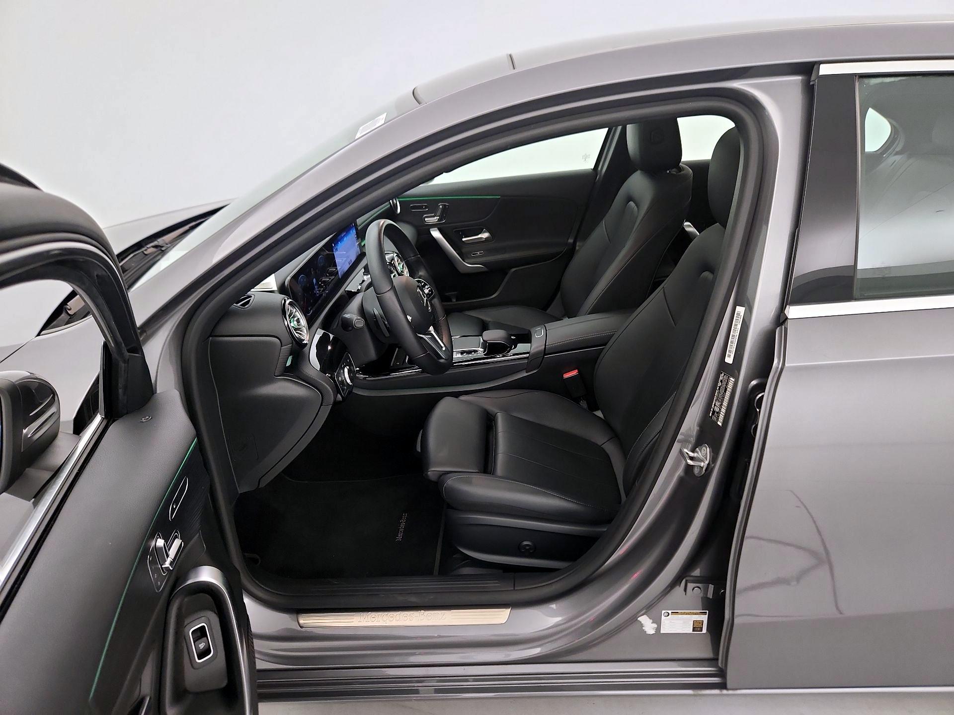 Thumbnail: 2020 Mercedes-Benz A-Class - 11