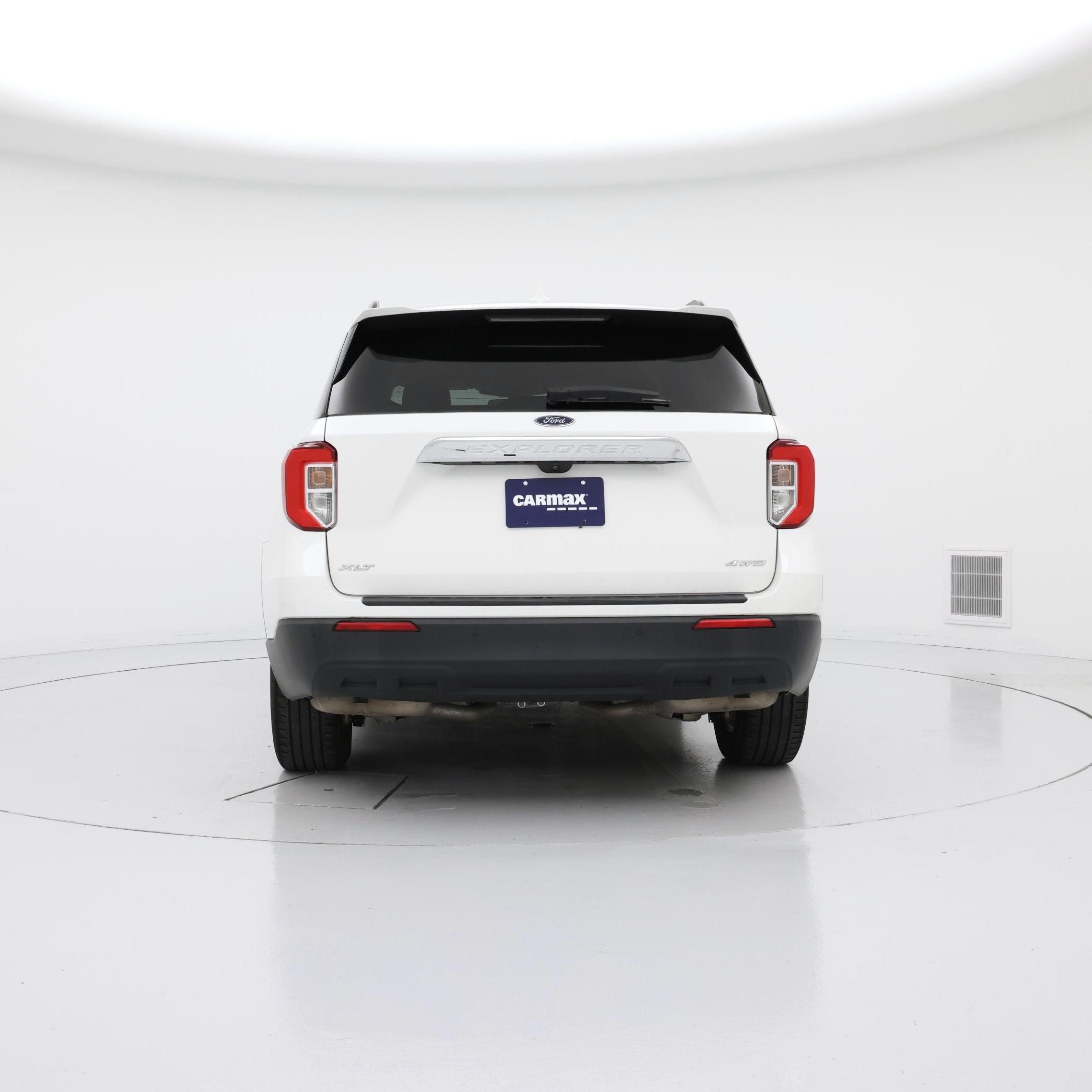 Thumbnail: 2022 Ford Explorer - 6