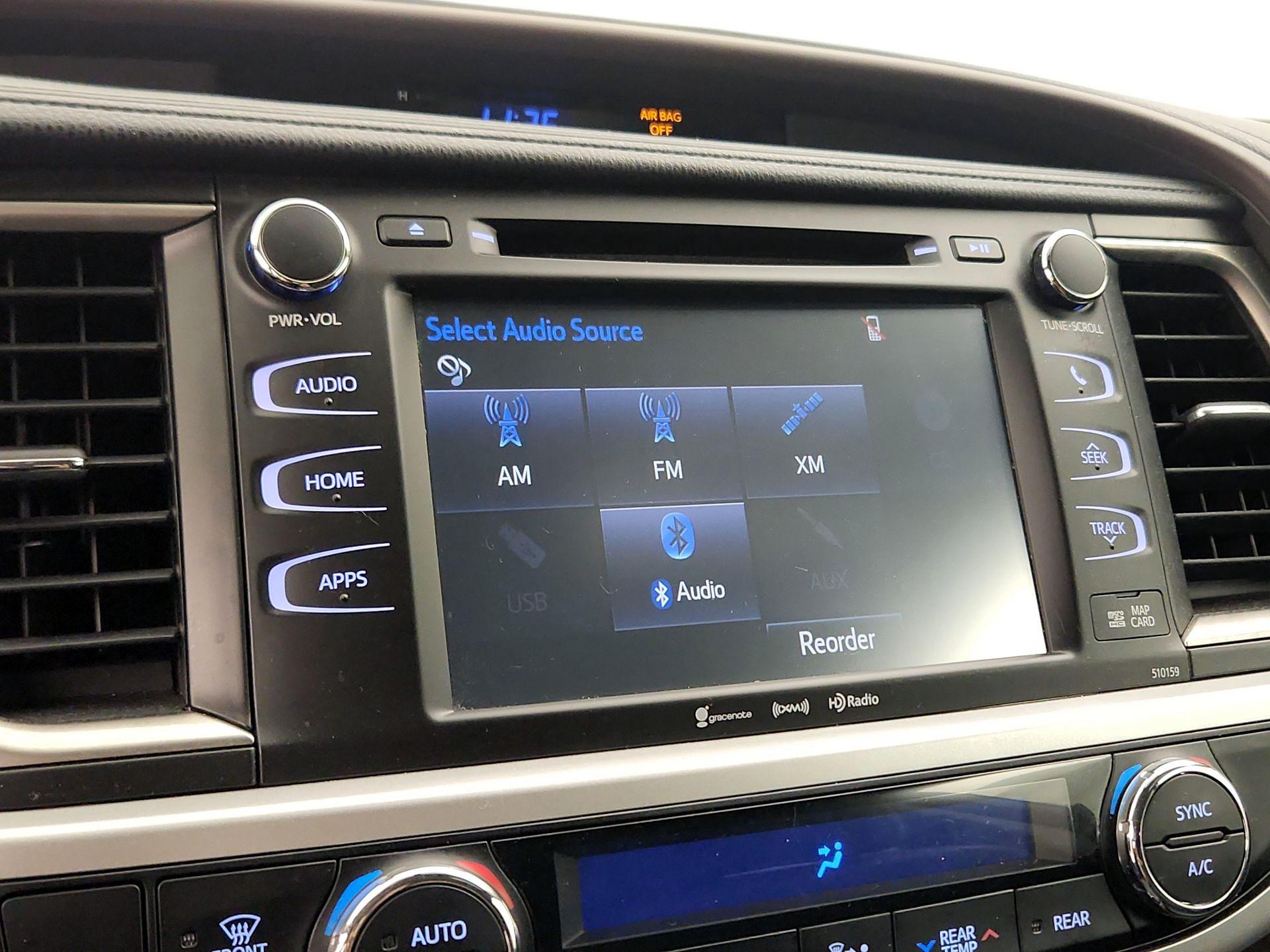 Thumbnail: 2016 Toyota Highlander - 15