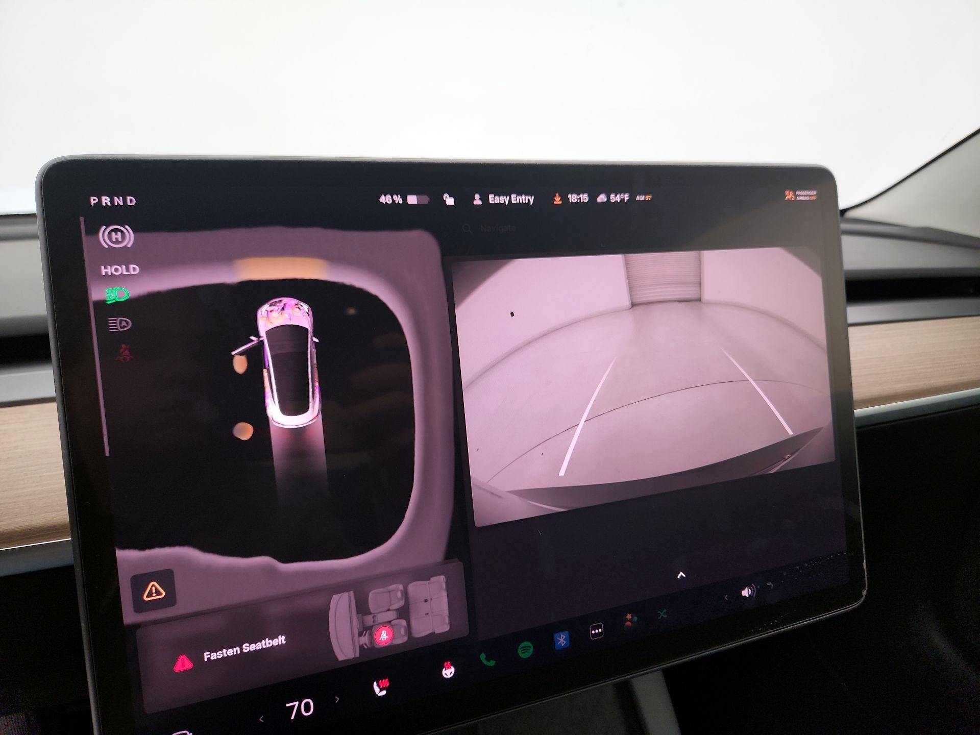 Thumbnail: 2022 Tesla Model 3 - 14