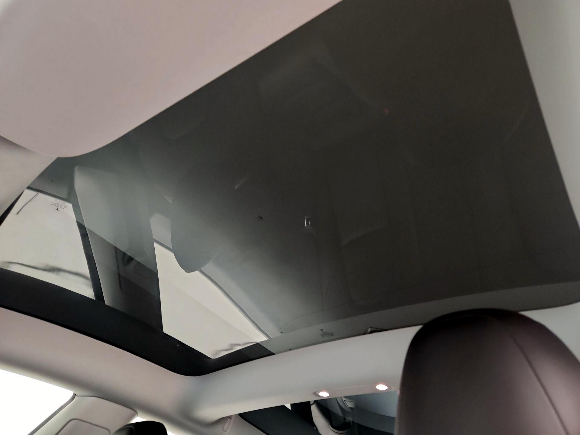 Thumbnail: 2022 Tesla Model 3 - 18