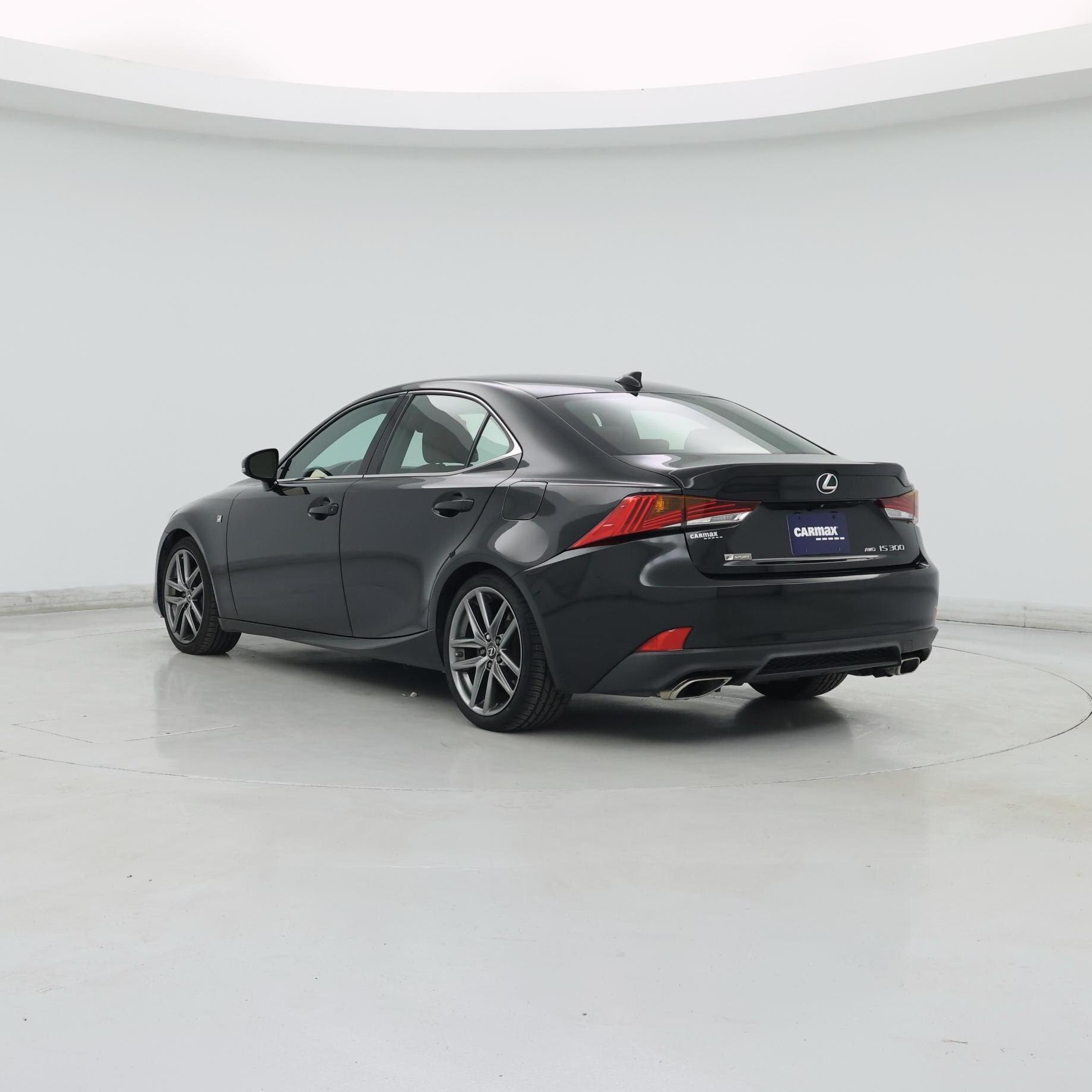 Thumbnail: 2019 Lexus IS - 2