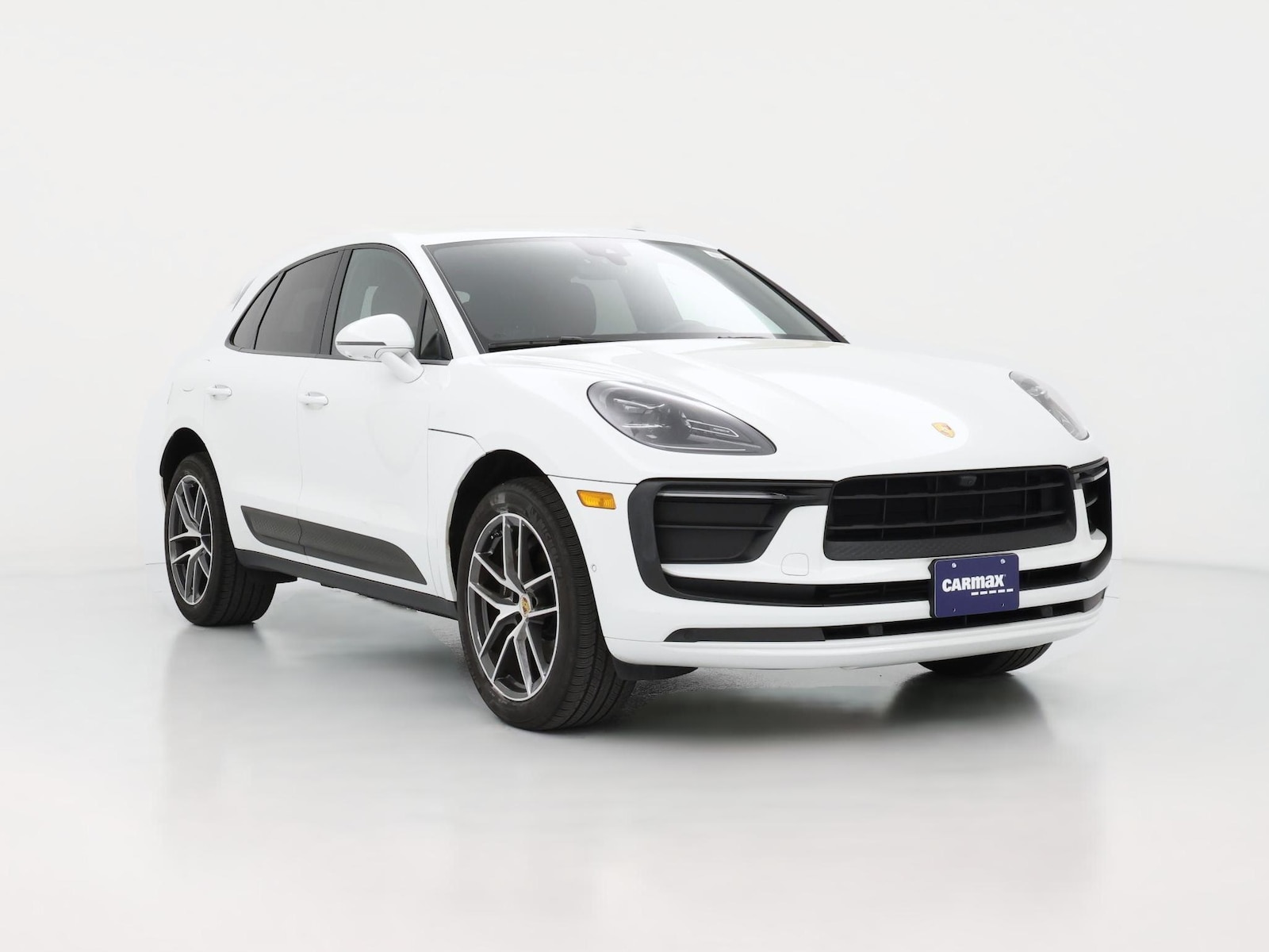 2022 Porsche Macan Base