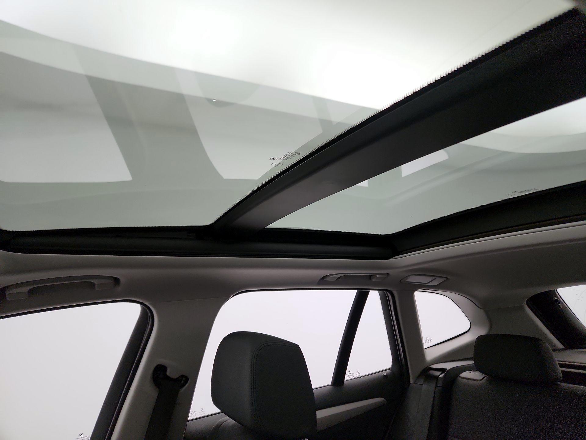 Thumbnail: 2015 BMW X1 - 18