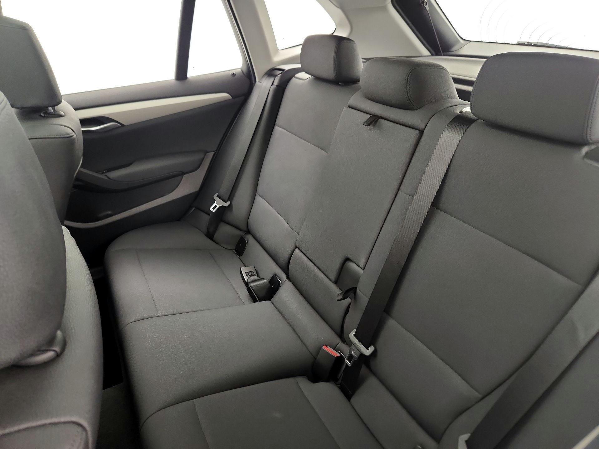 Thumbnail: 2015 BMW X1 - 19