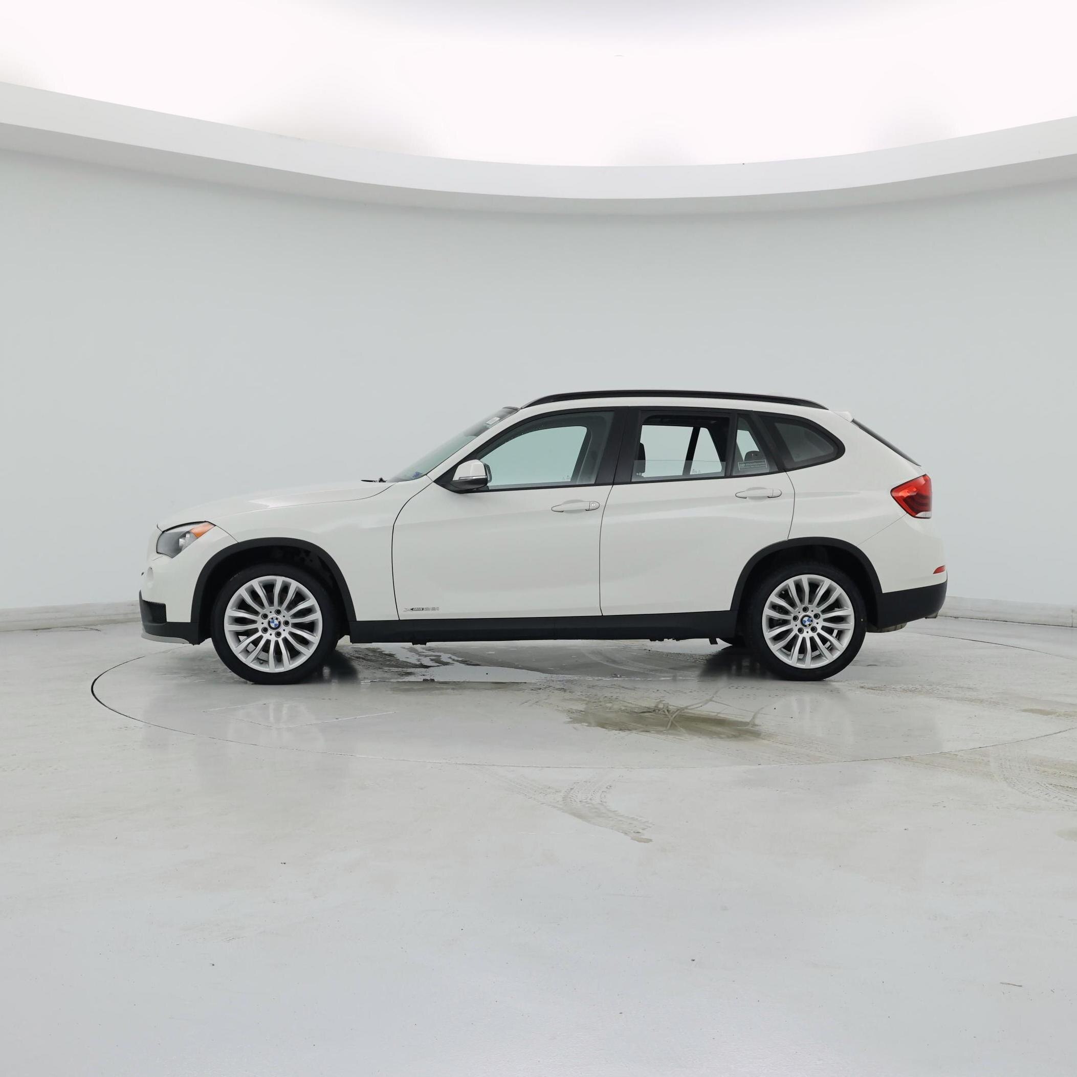 Thumbnail: 2015 BMW X1 - 3