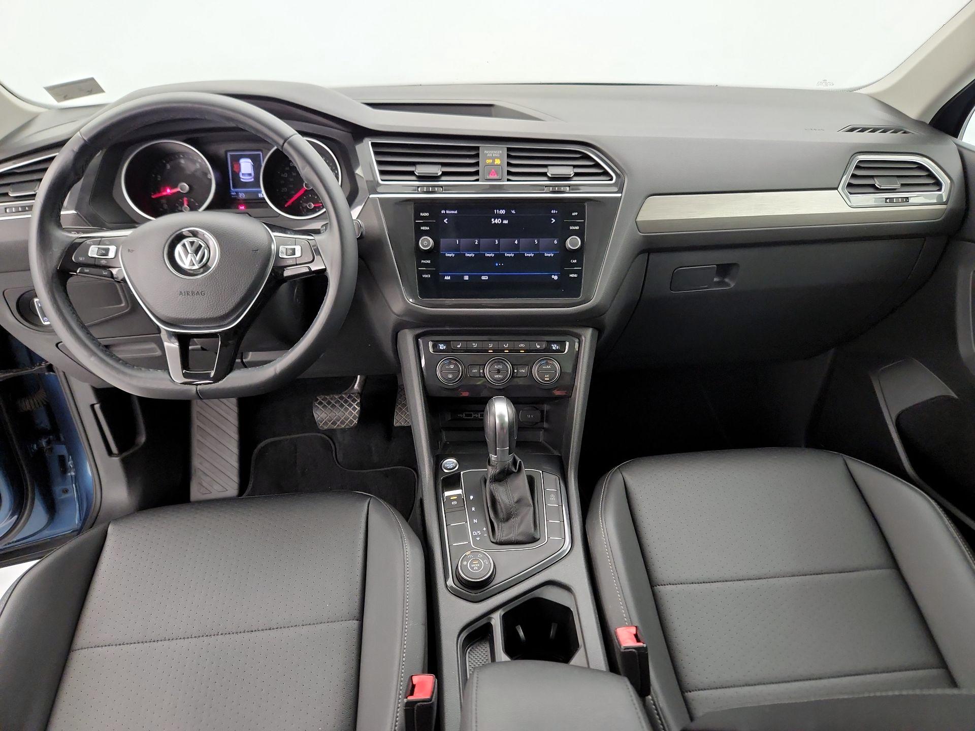 Thumbnail: 2019 Volkswagen Tiguan - 9