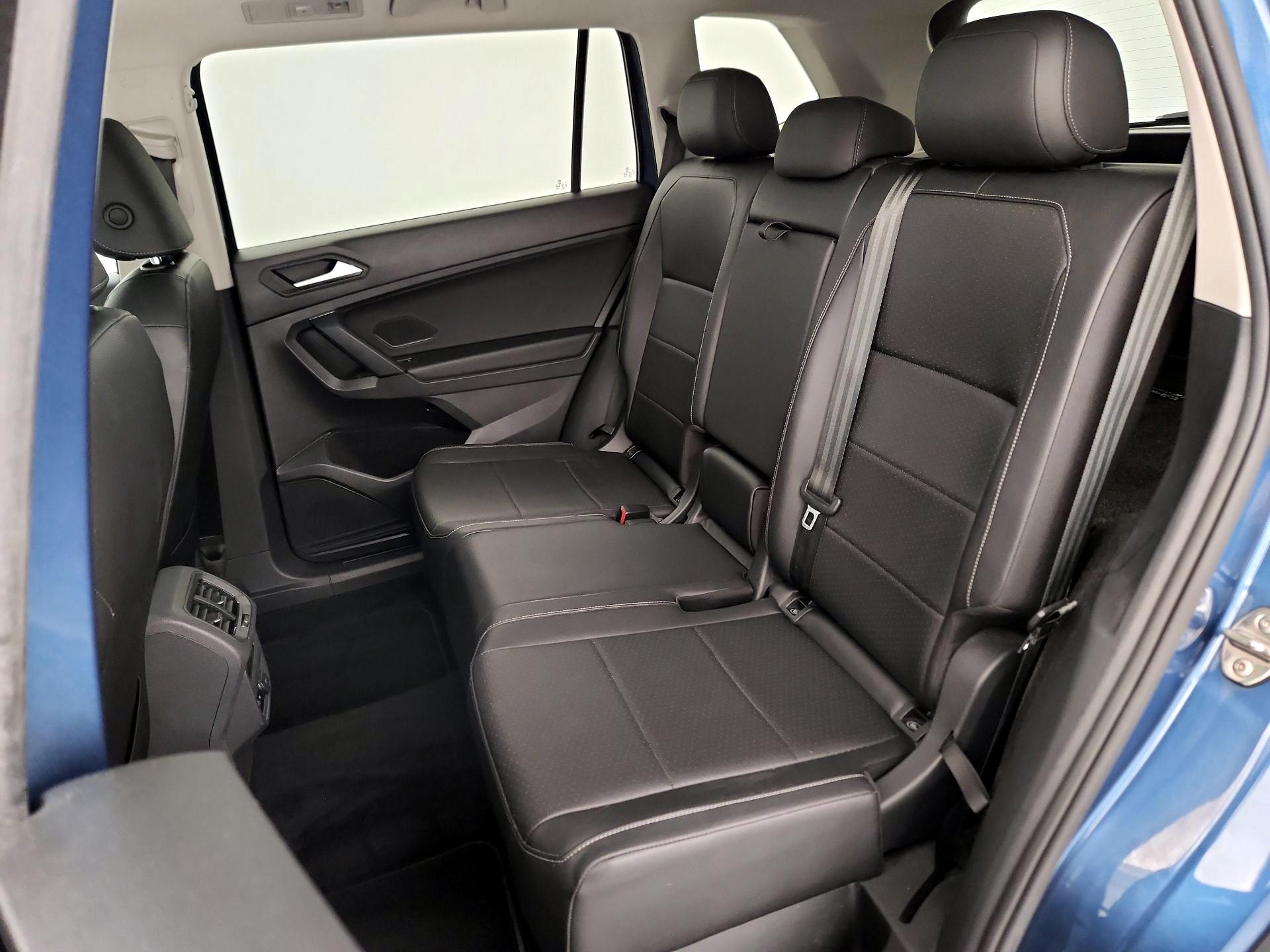 Thumbnail: 2019 Volkswagen Tiguan - 20